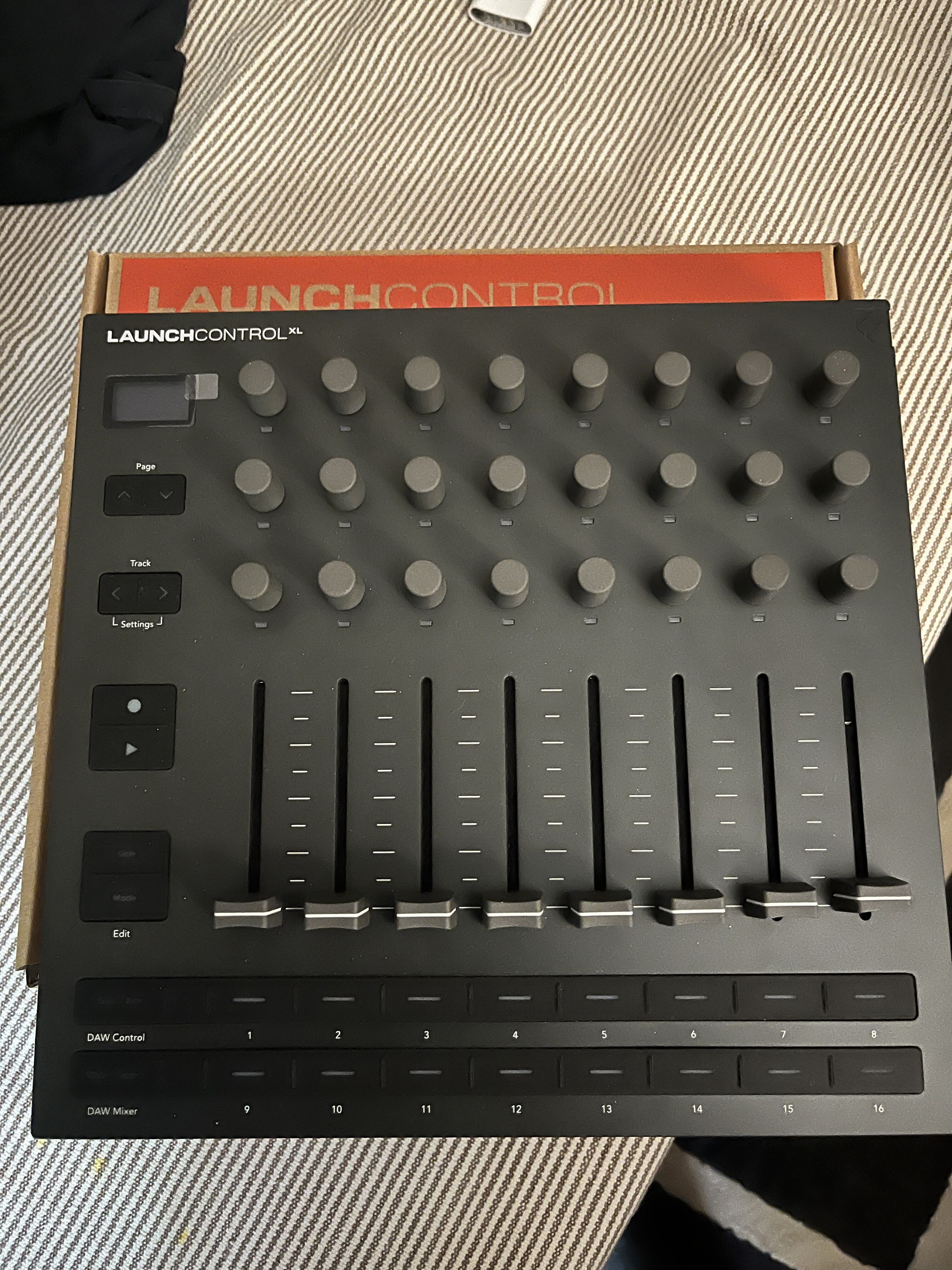 Novation Launch Control XL MK3 (94556)