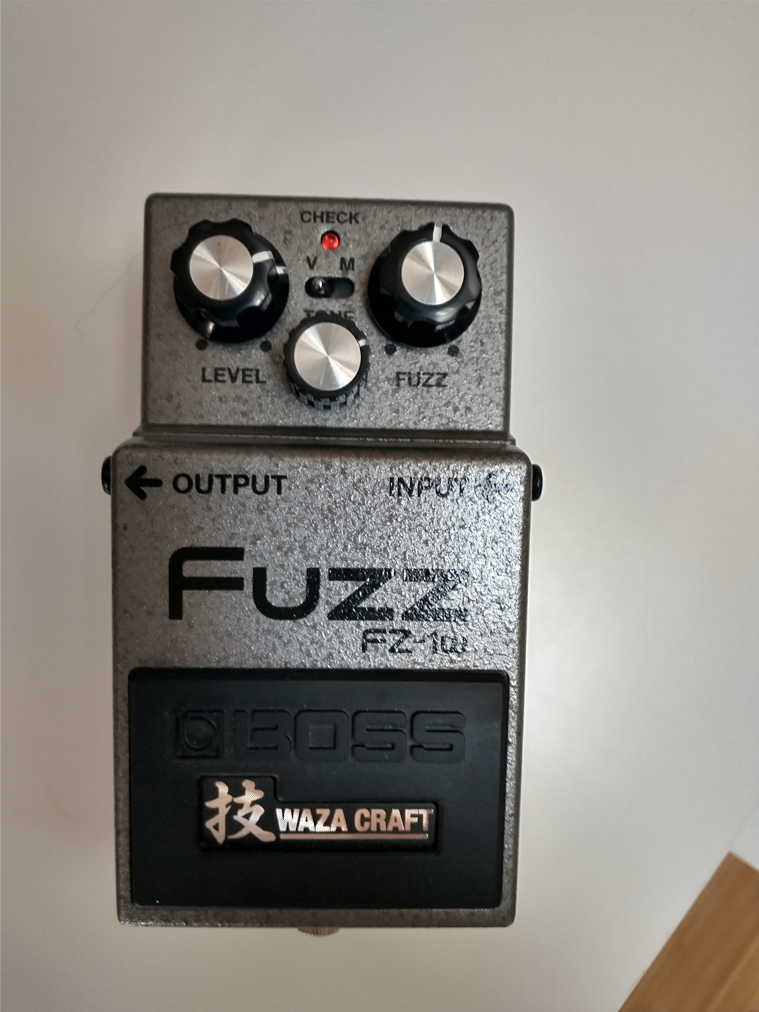 Boss Fuzz FZ-1W