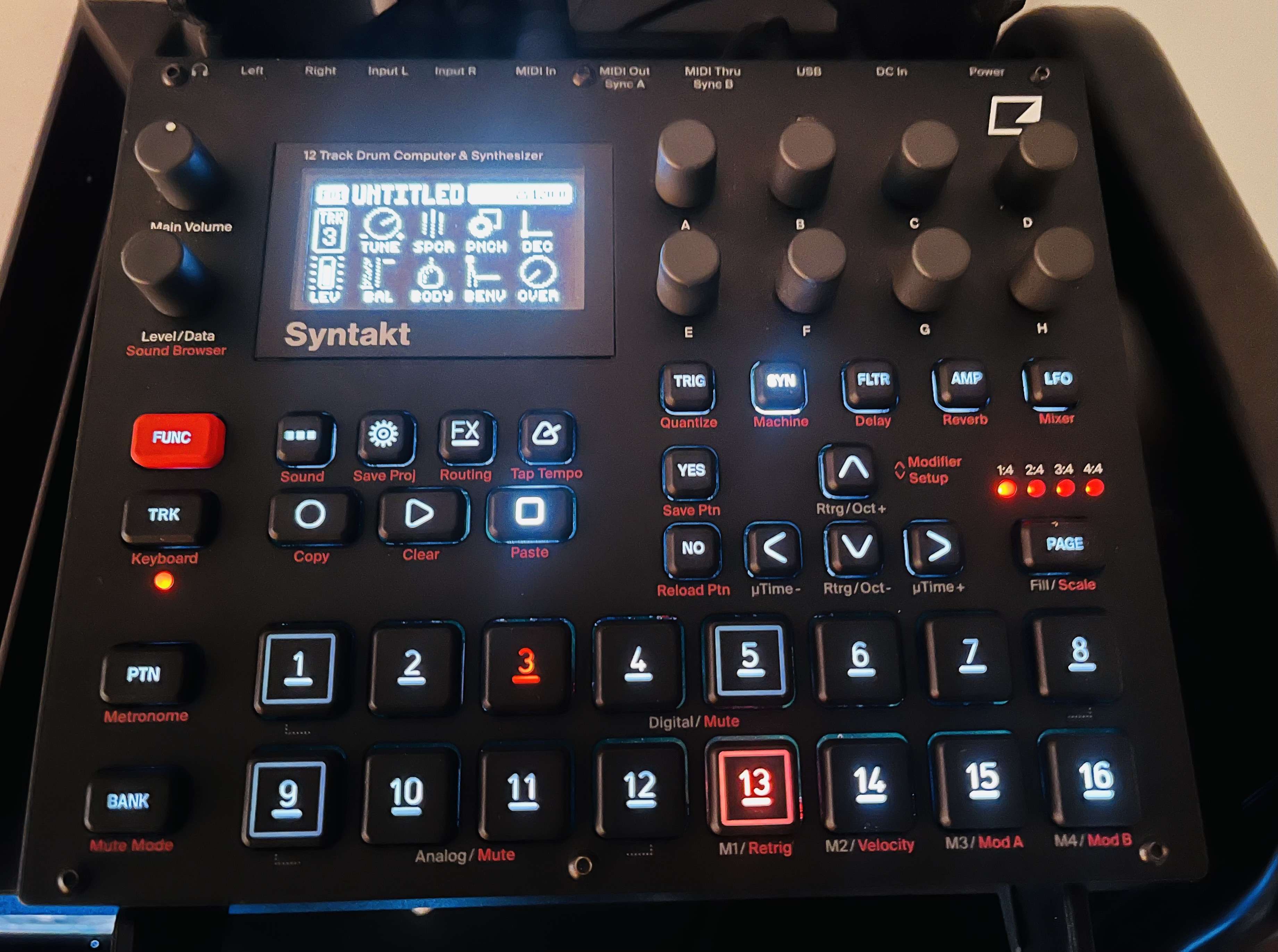 Elektron Syntakt.