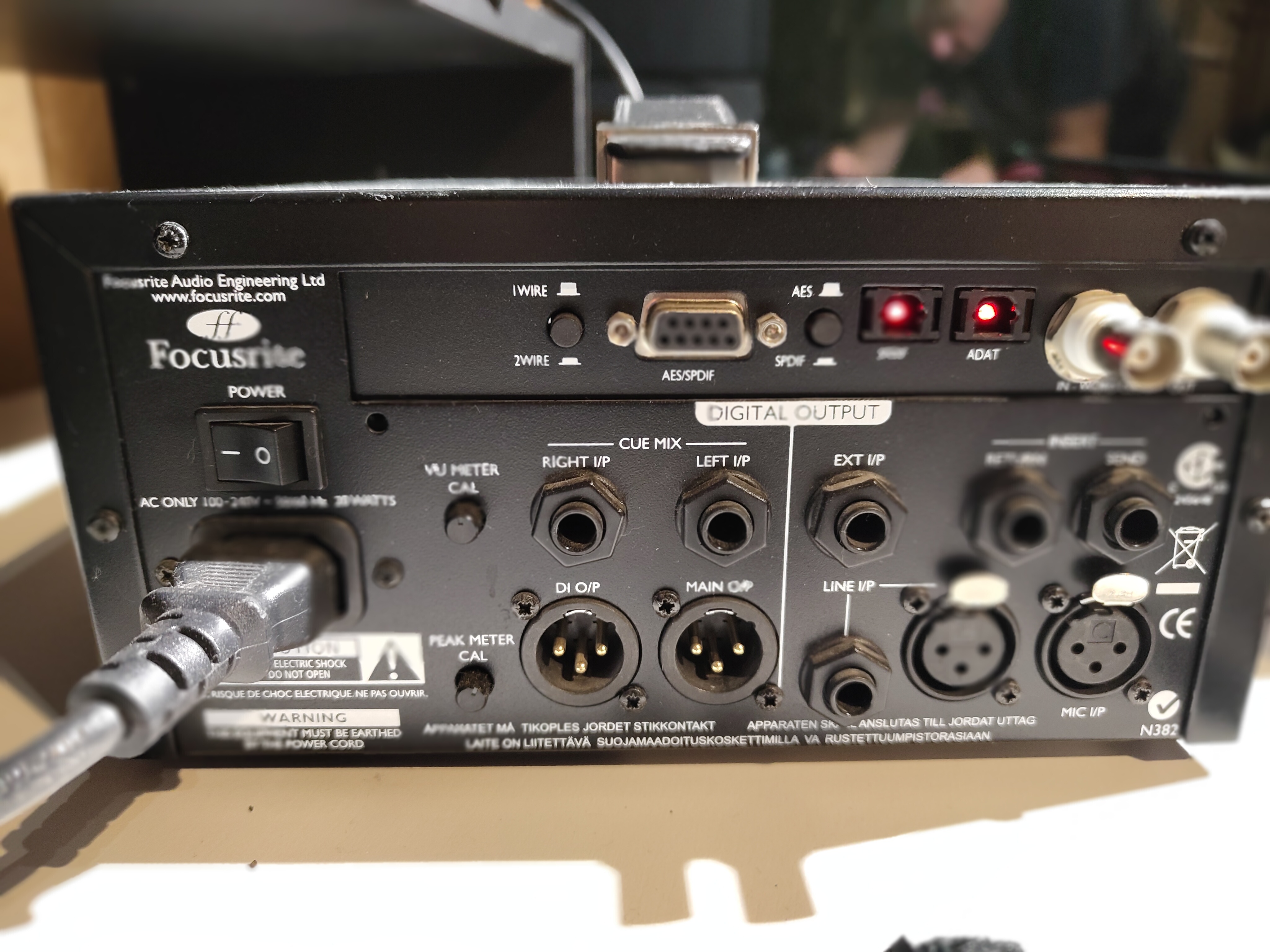 Focusrite isa one avec carte in/out digital 