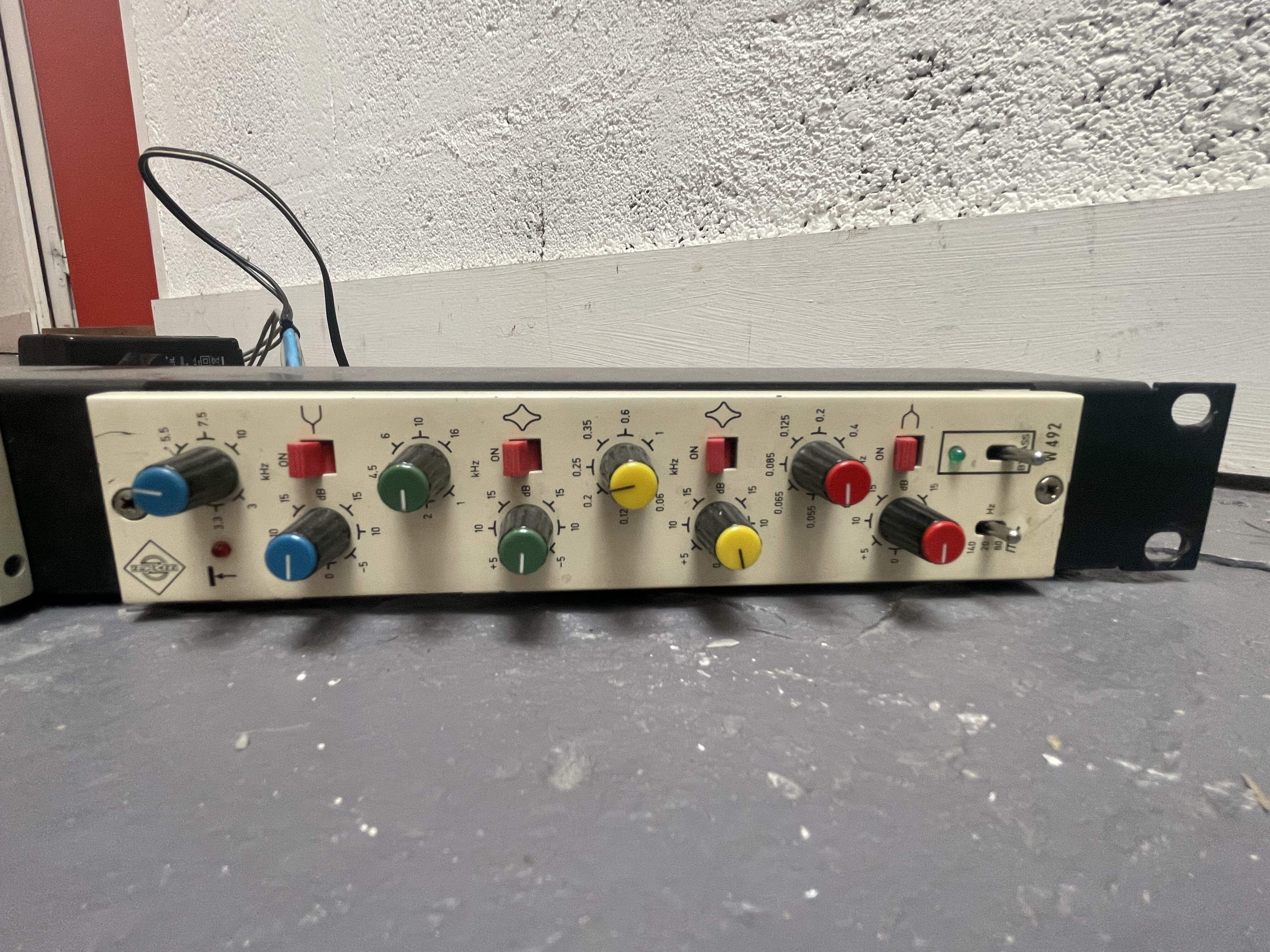 Neumann W492 (43667)