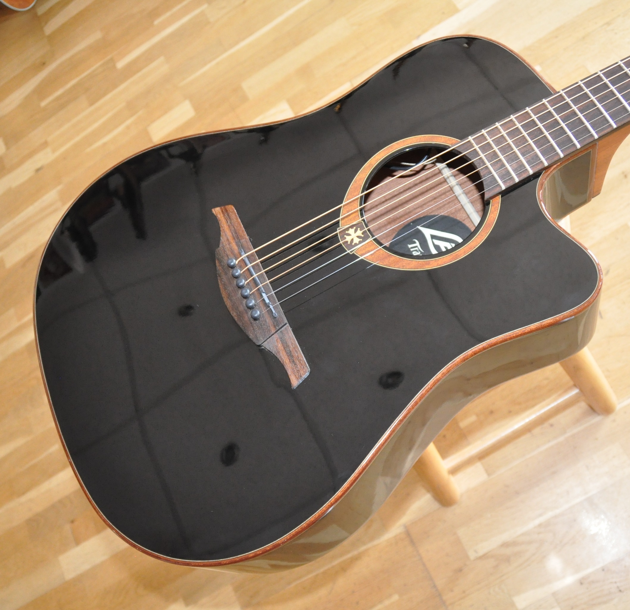 Lâg Tramontane T100DCE BLK Black (2017)