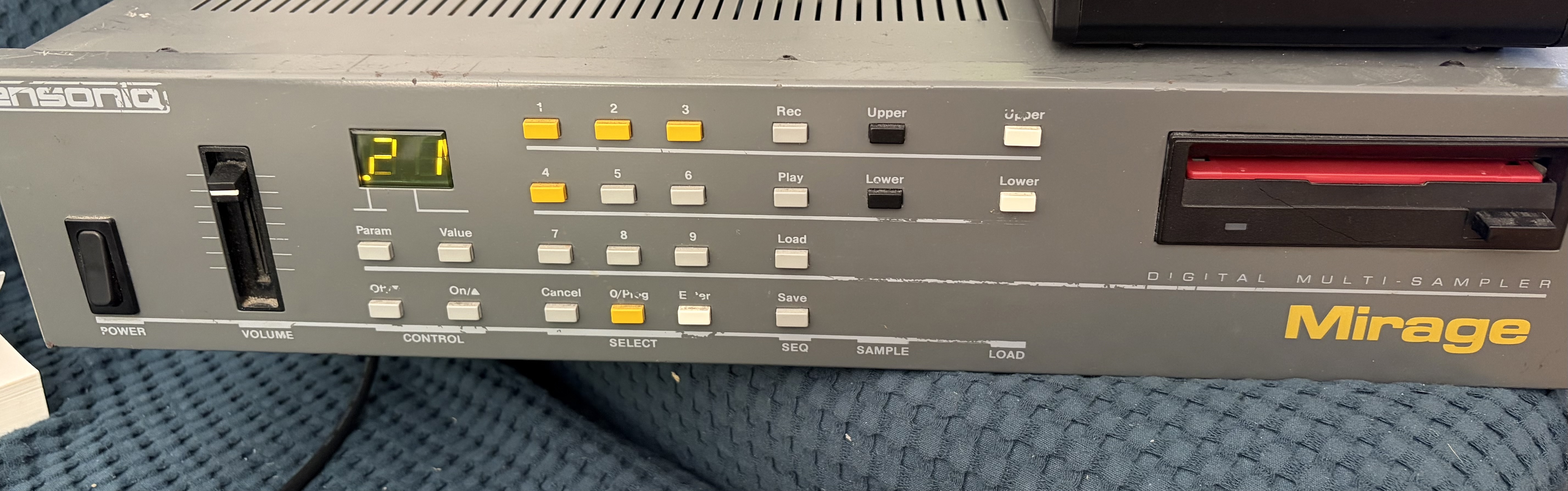 Ensoniq Mirage rack DMS8