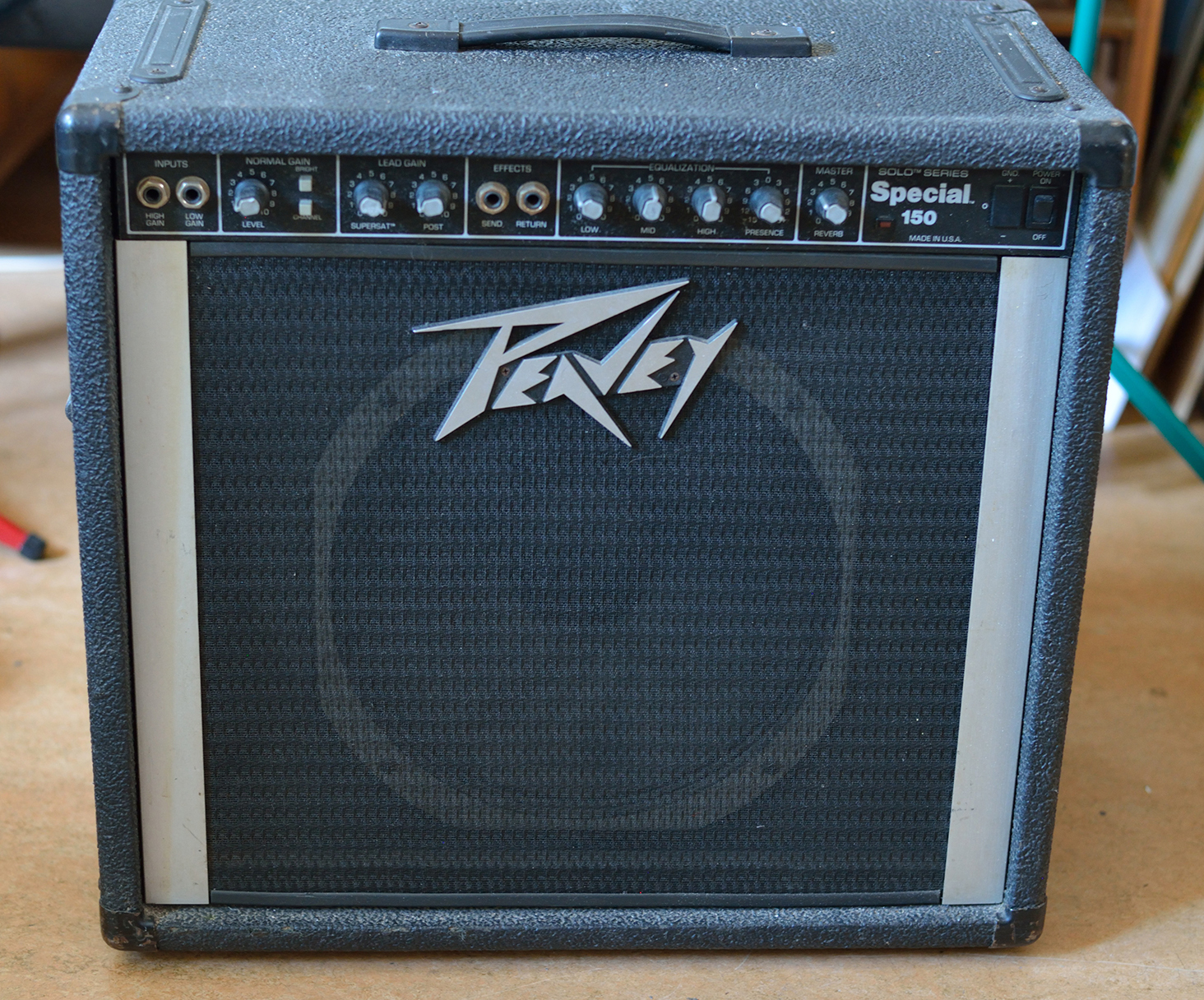 Vends ampli combo guitare Peavey Special 150