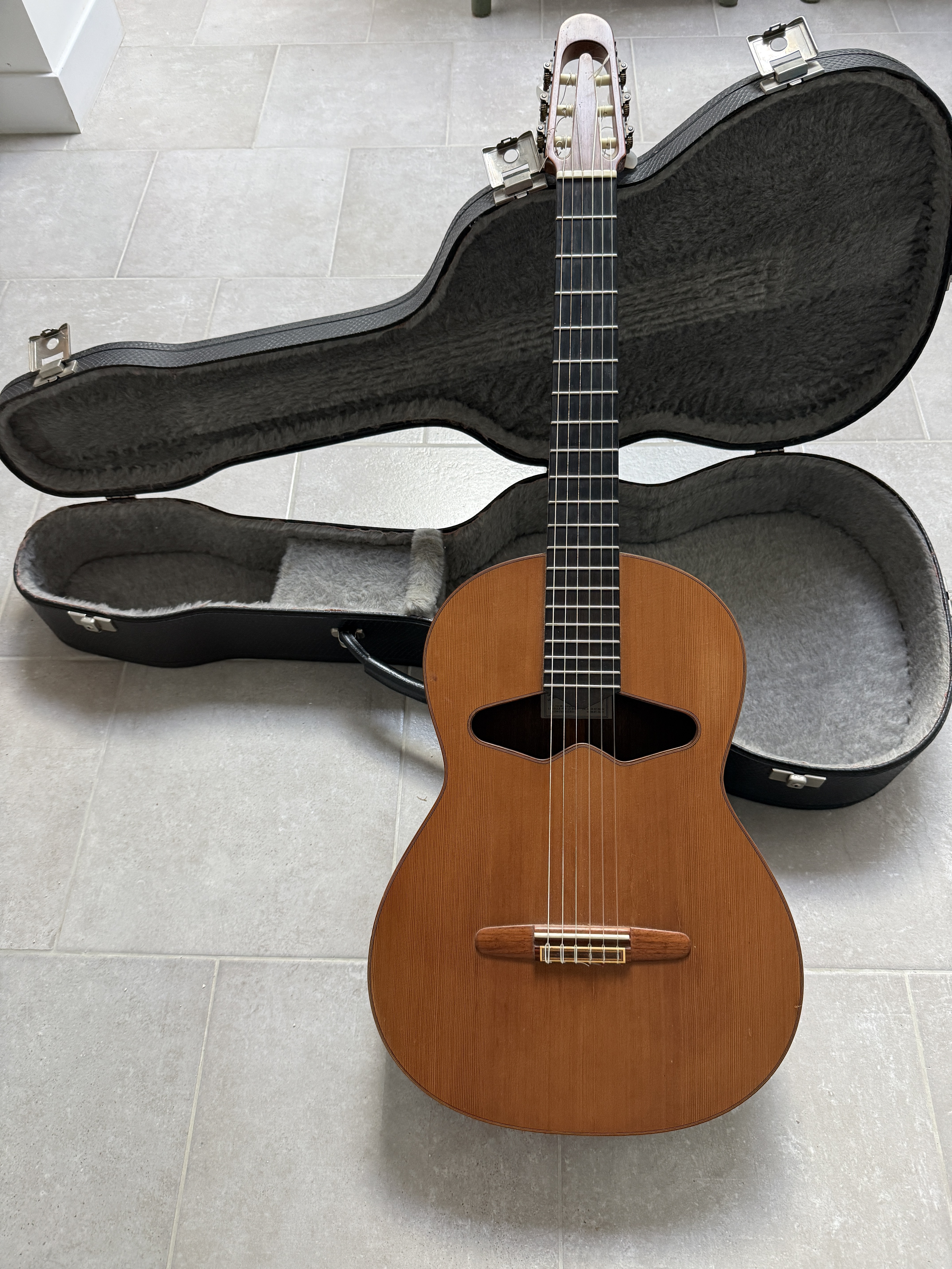 Guitare classique de luthier Gérard Audirac Grand Concert (2001) + étui rigide