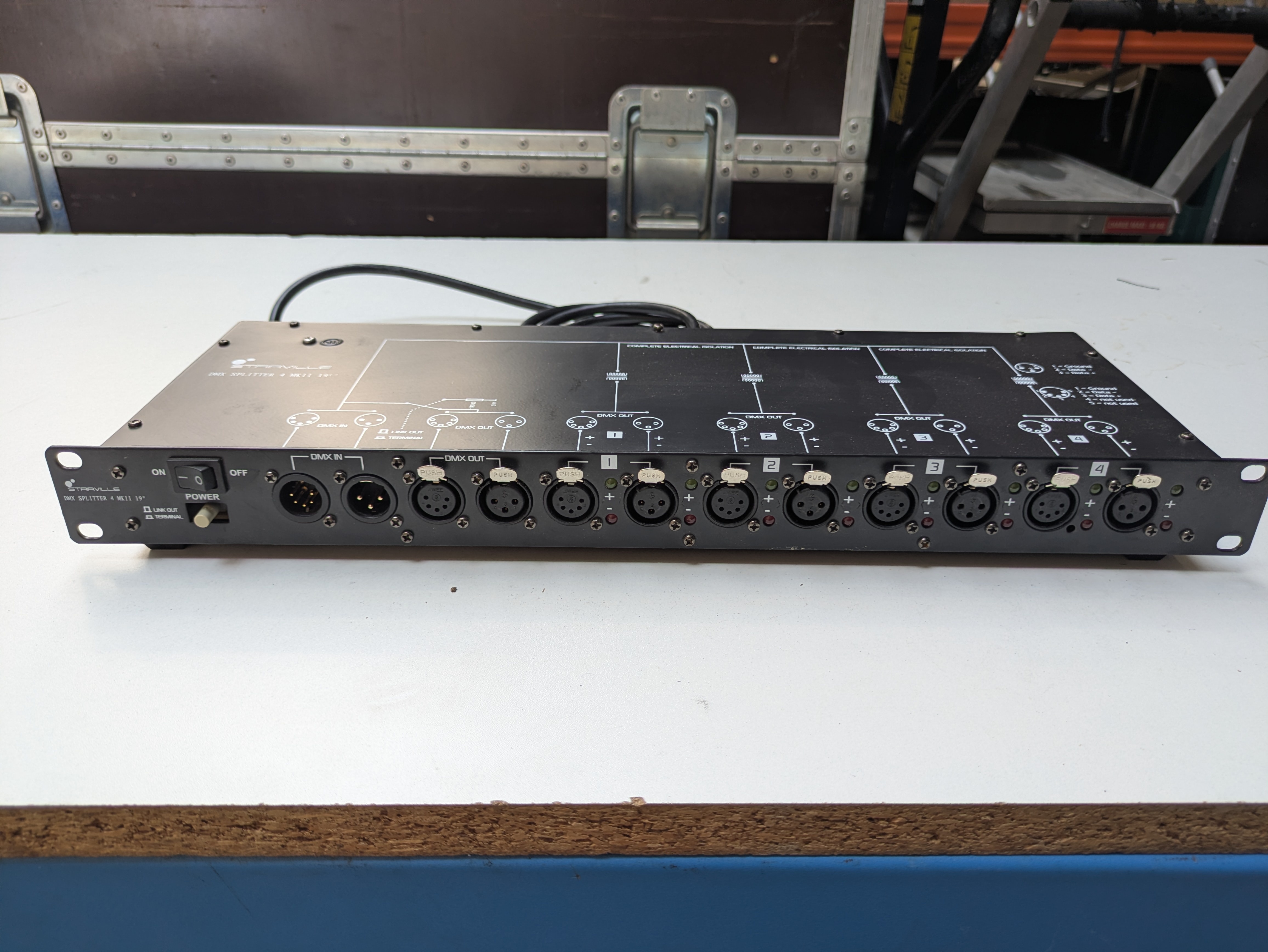 Vends Splitter DMX Stairville MK2 (1in/4out)
