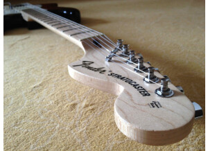 Fender Highway One Stratocaster - 3-Color Sunburst Maple