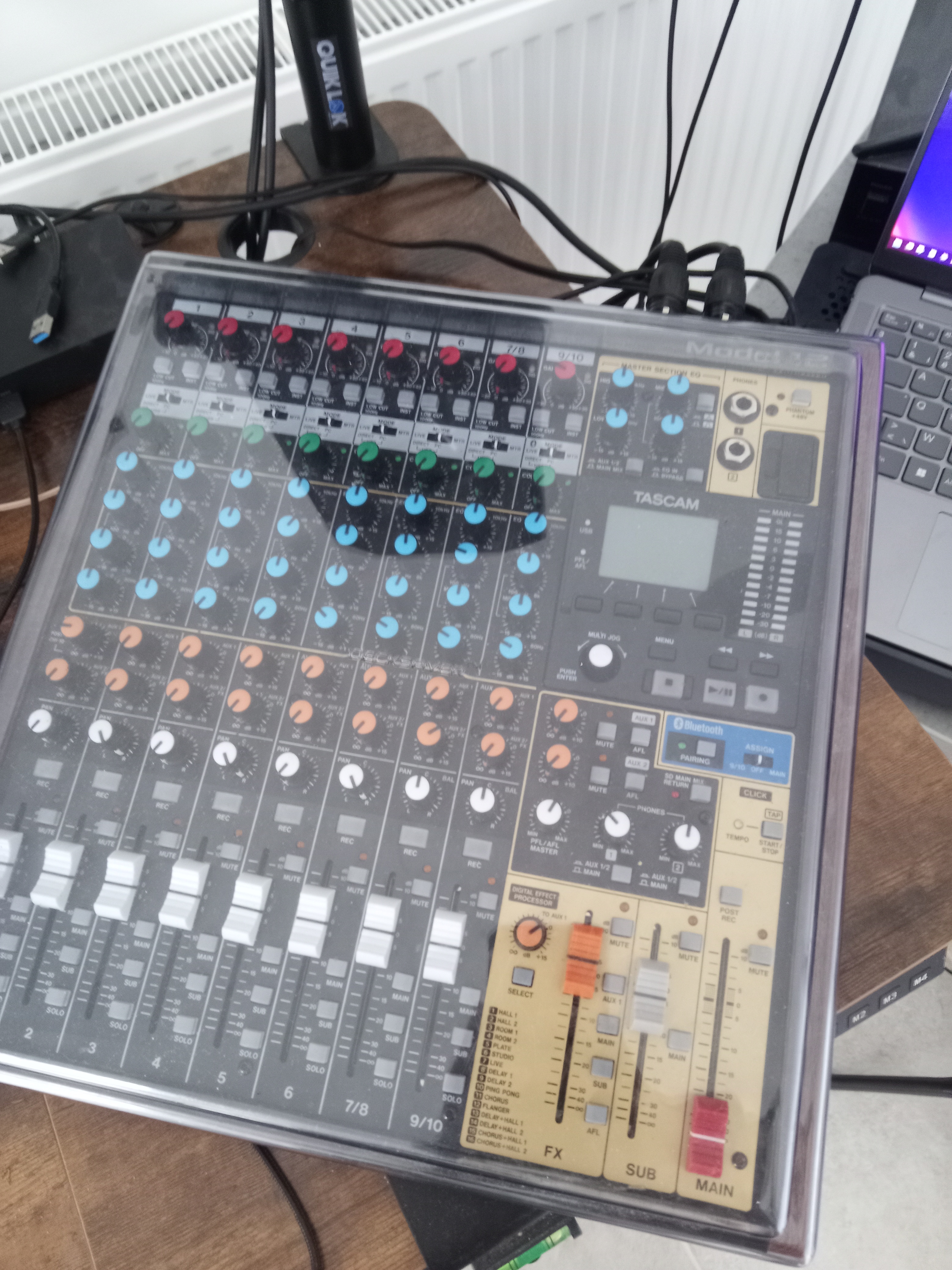 Tascam Model 12 (56722)