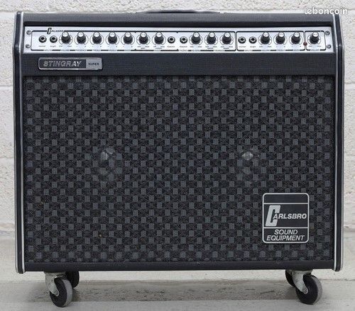 Carlsbro Stingray Lead 2x12 150W (classe AB) Combo