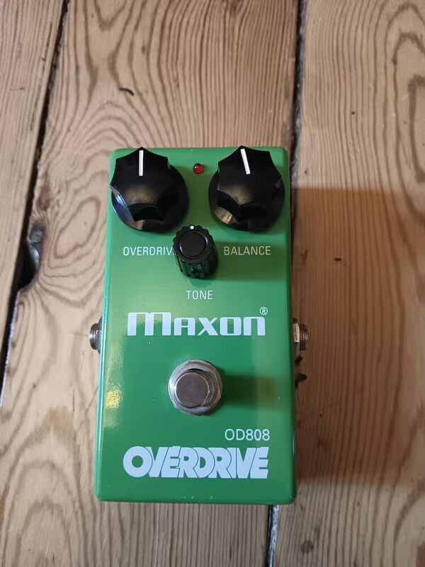 VENDS PEDALE MAXON OD-808