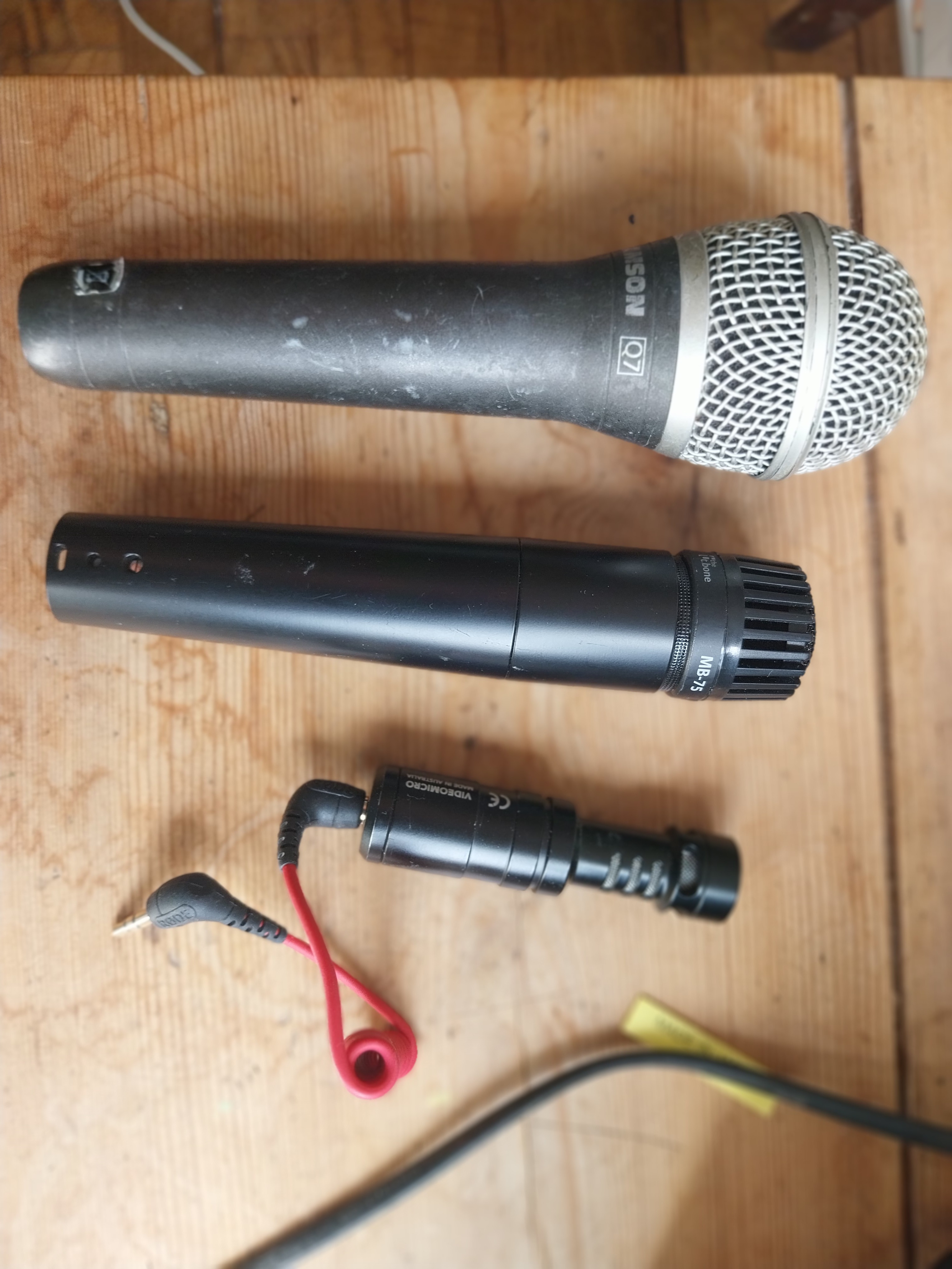 lot de trois micros