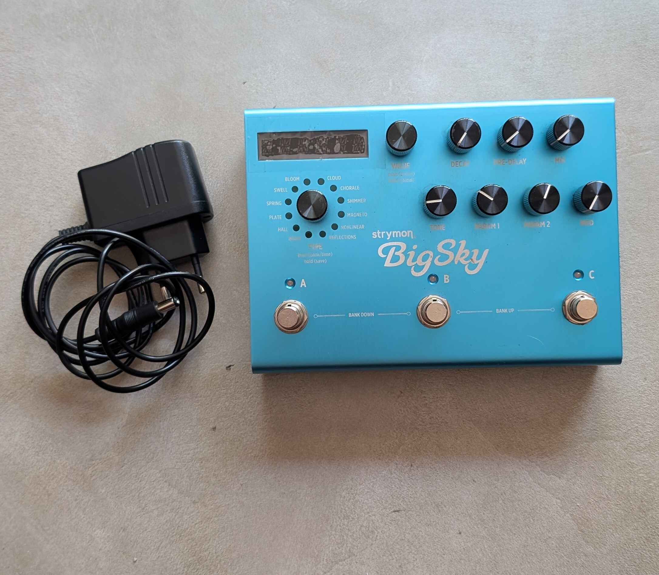 Vends pédale reverbe Strymon Bigsky