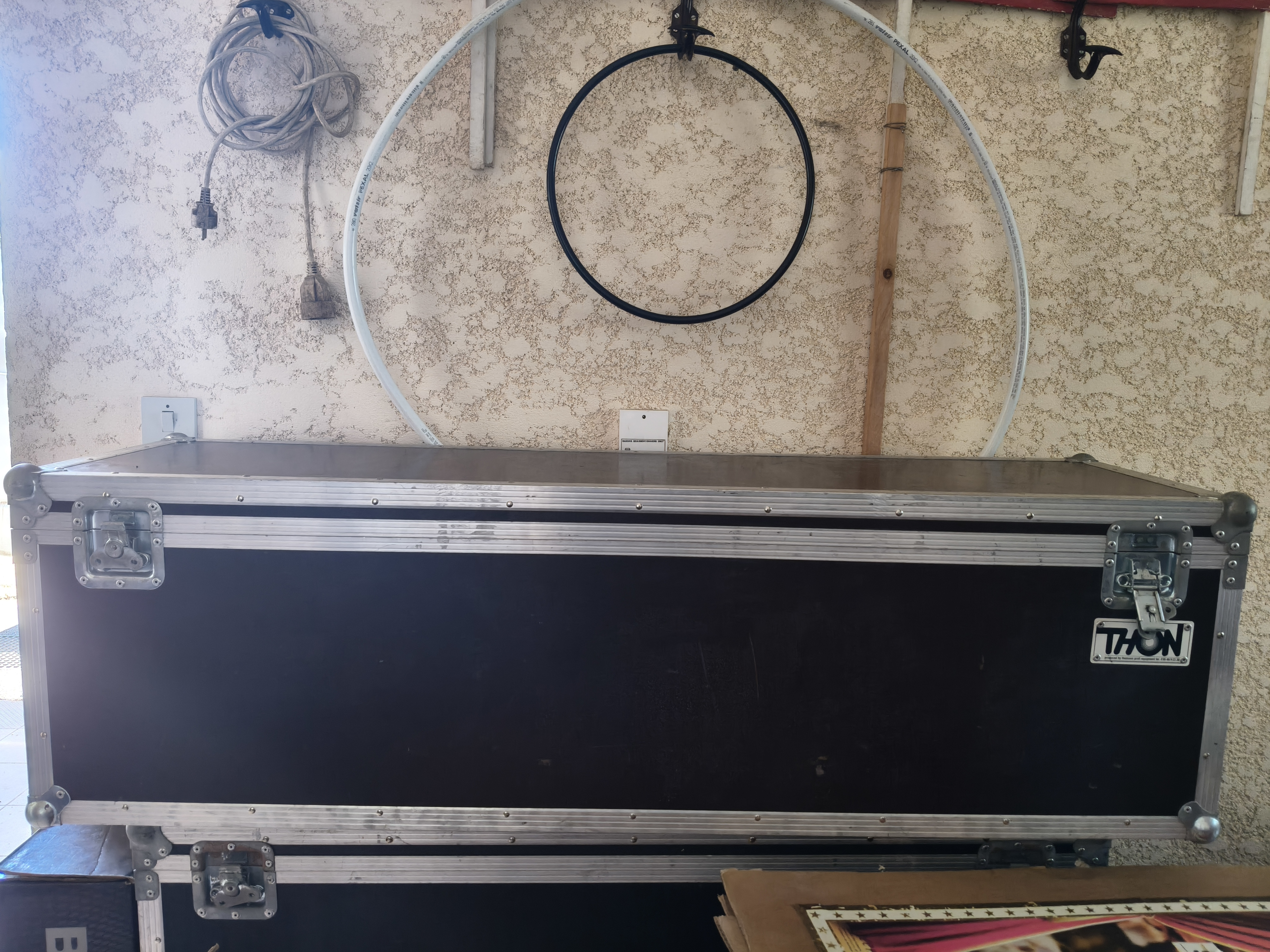 FLY case 