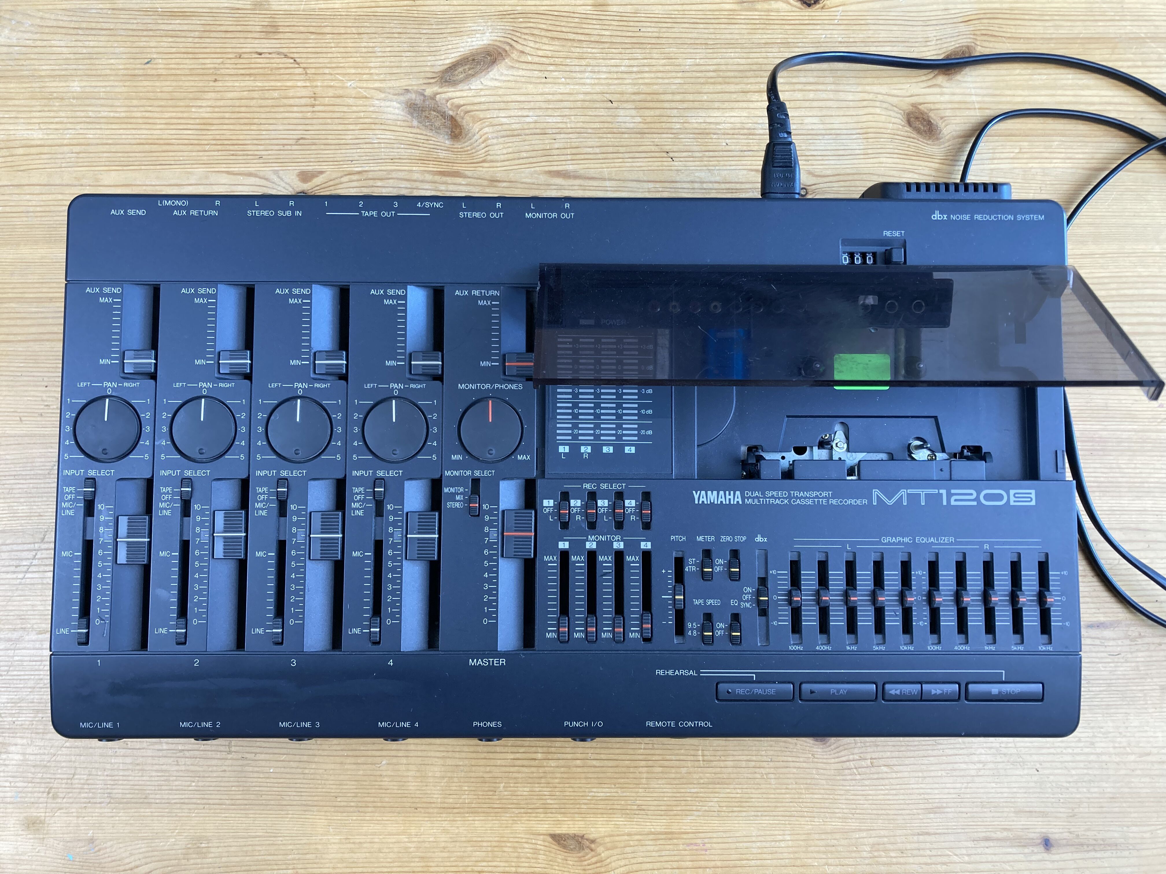 Vends deux Yamaha MT120S + 55 cassettes 