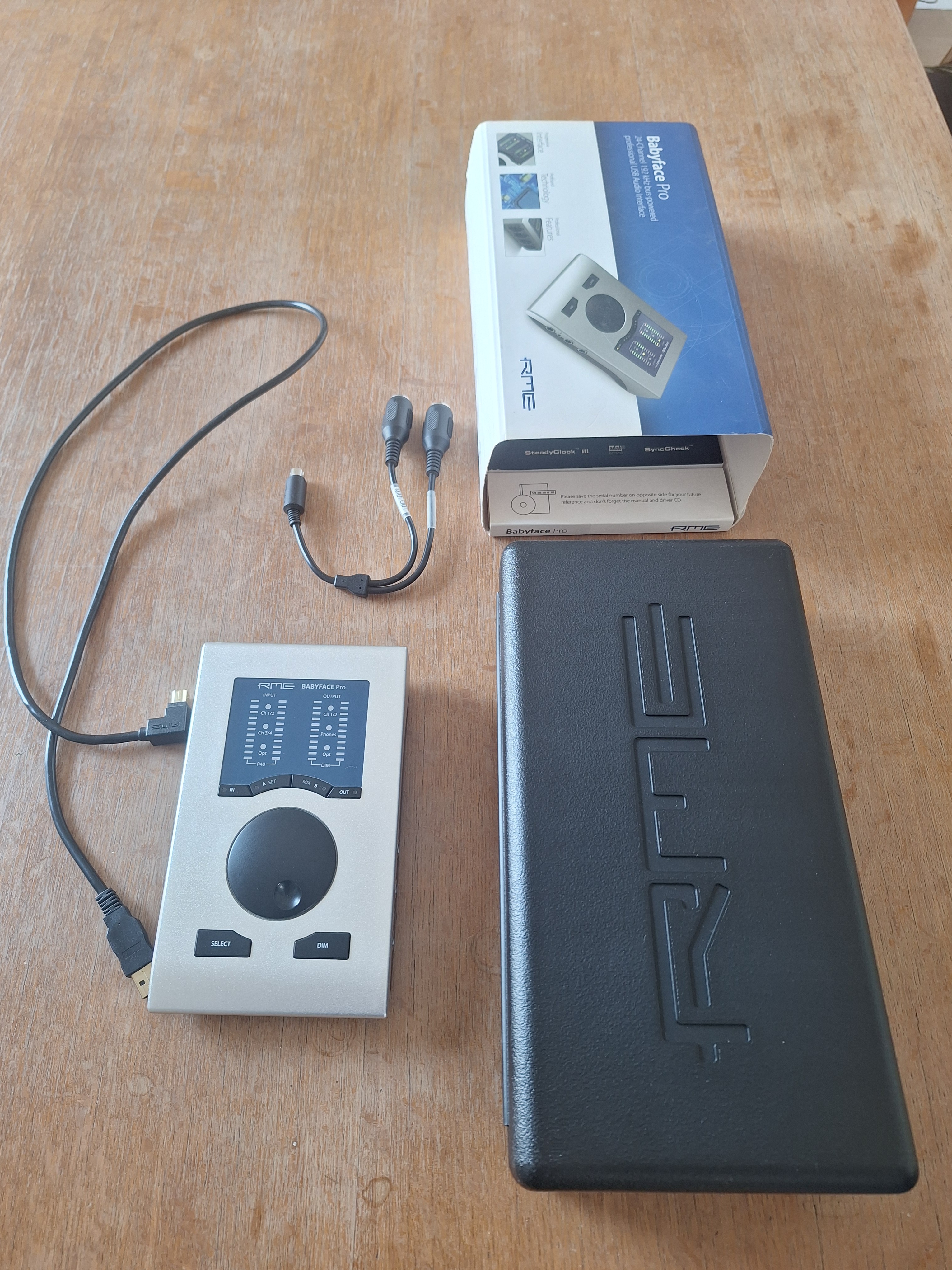 Vends RME Babyface Pro – Interface Audio USB Professionnelle – Excellent état
