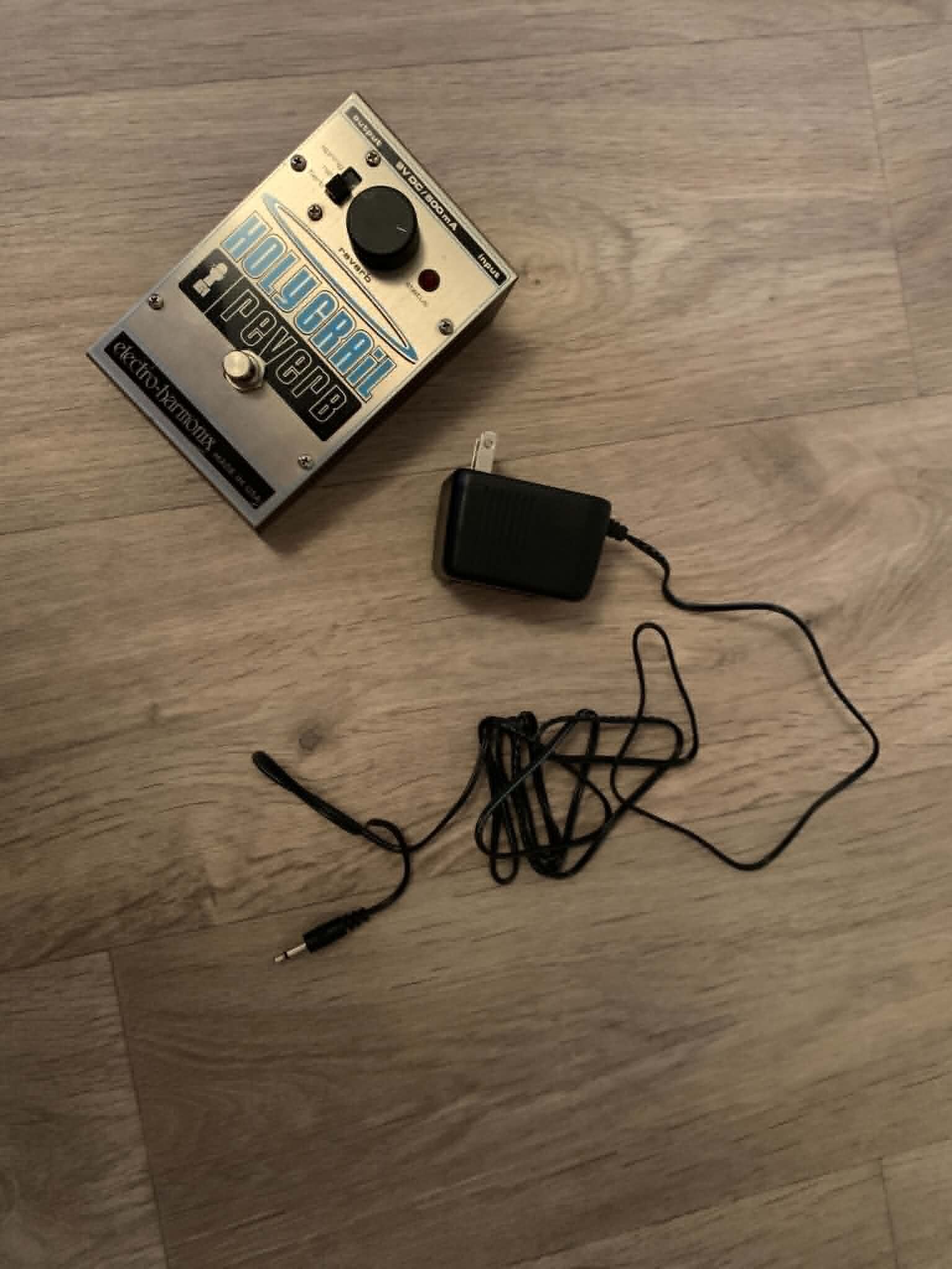 Vends Holy Grail EHX