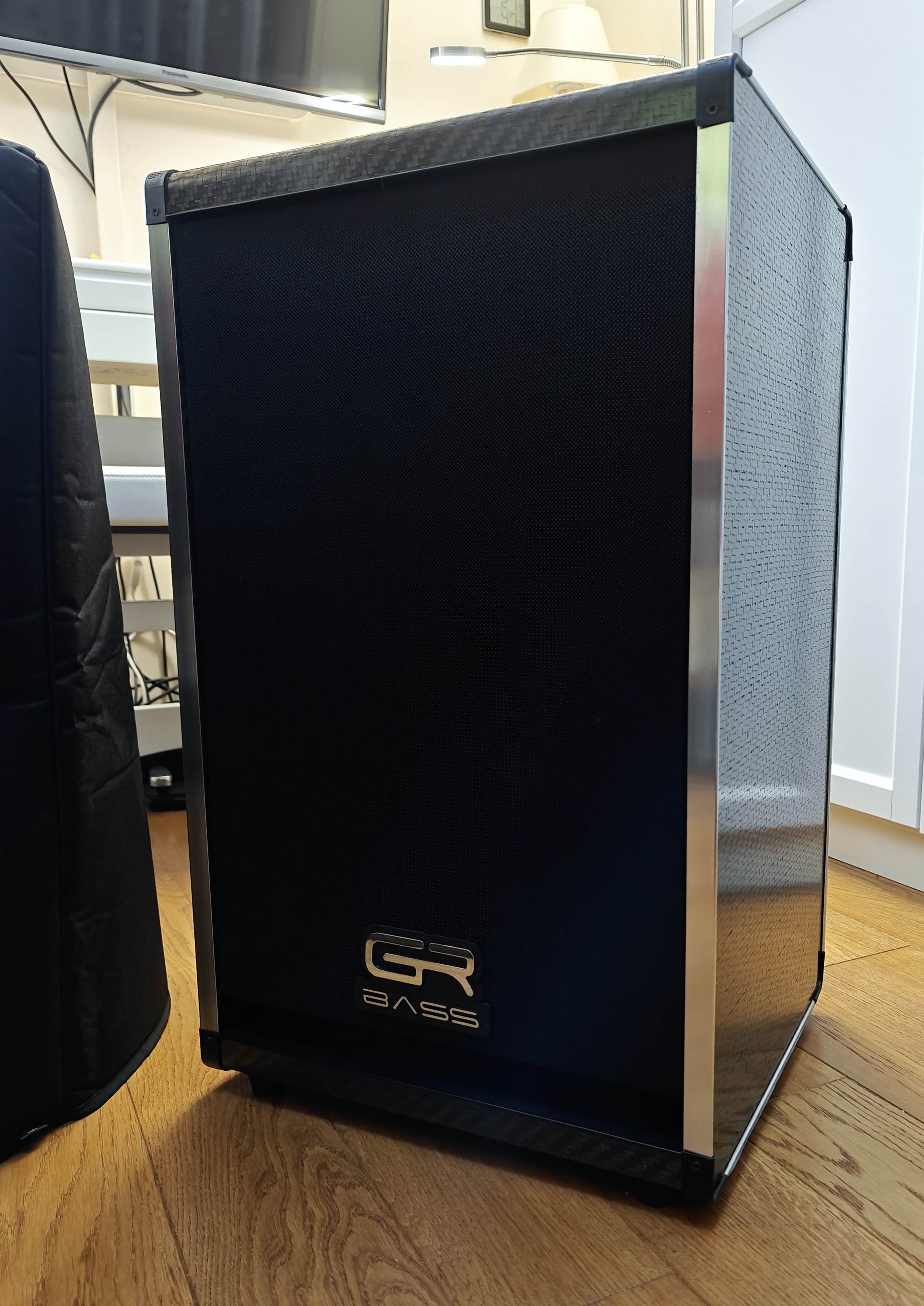 Cabinet GR BASS AT 210V-4 BLK 