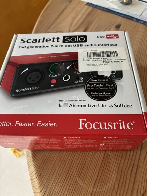 Vends Focusrite Solo intèrface audio USB pour Mac et PC