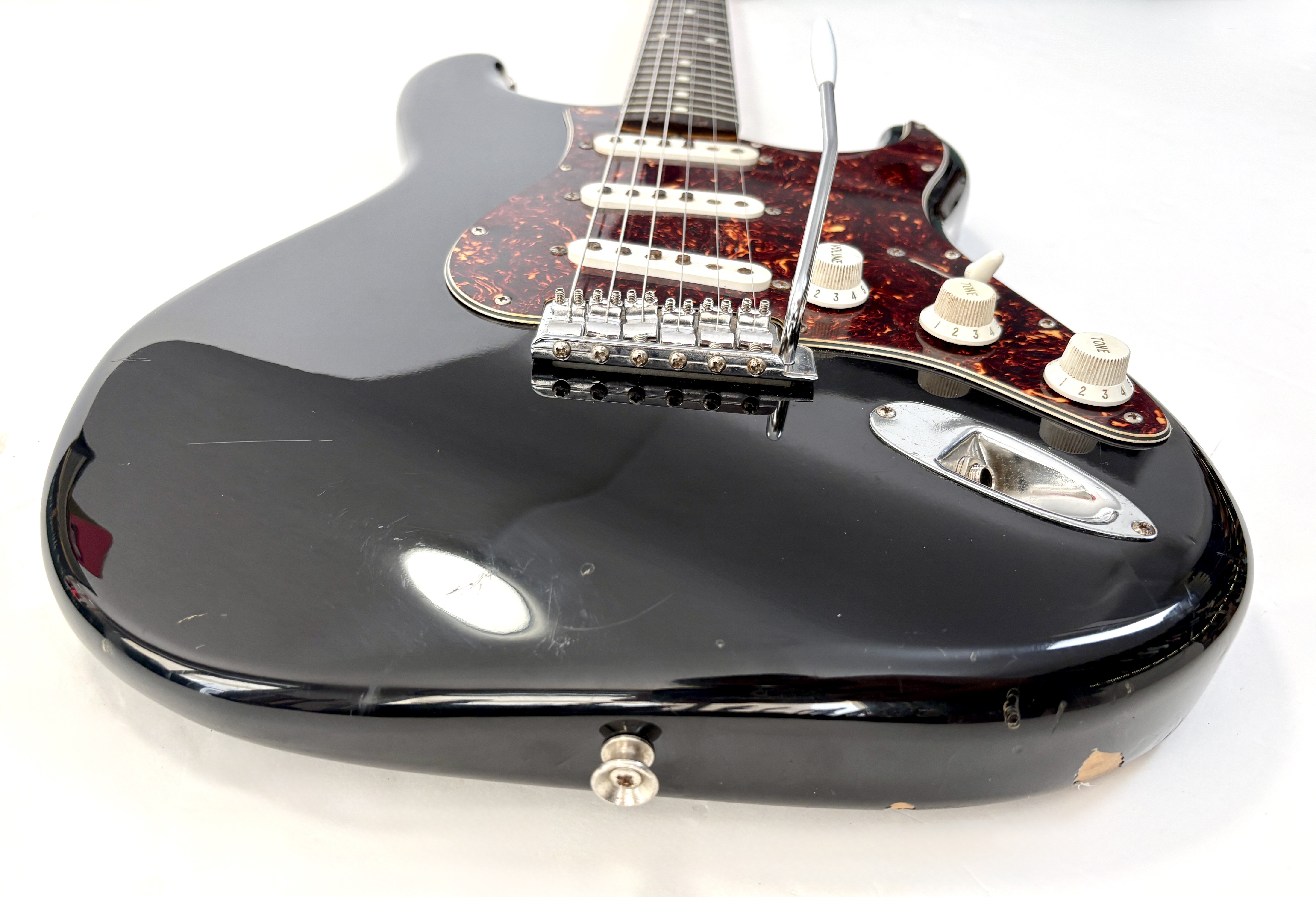 Fender ST62-xx (86717)