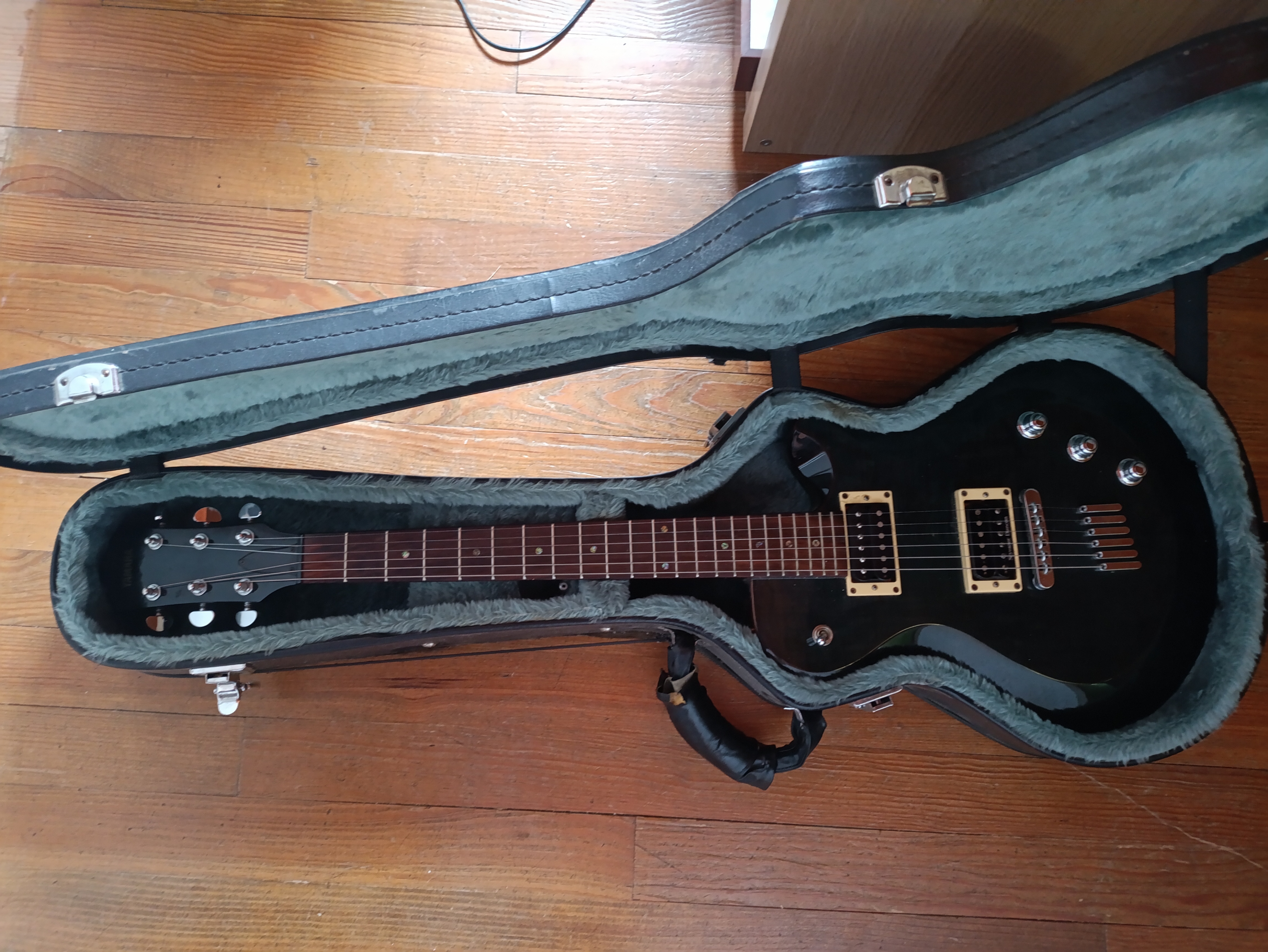 Vends Yamaha aes 620