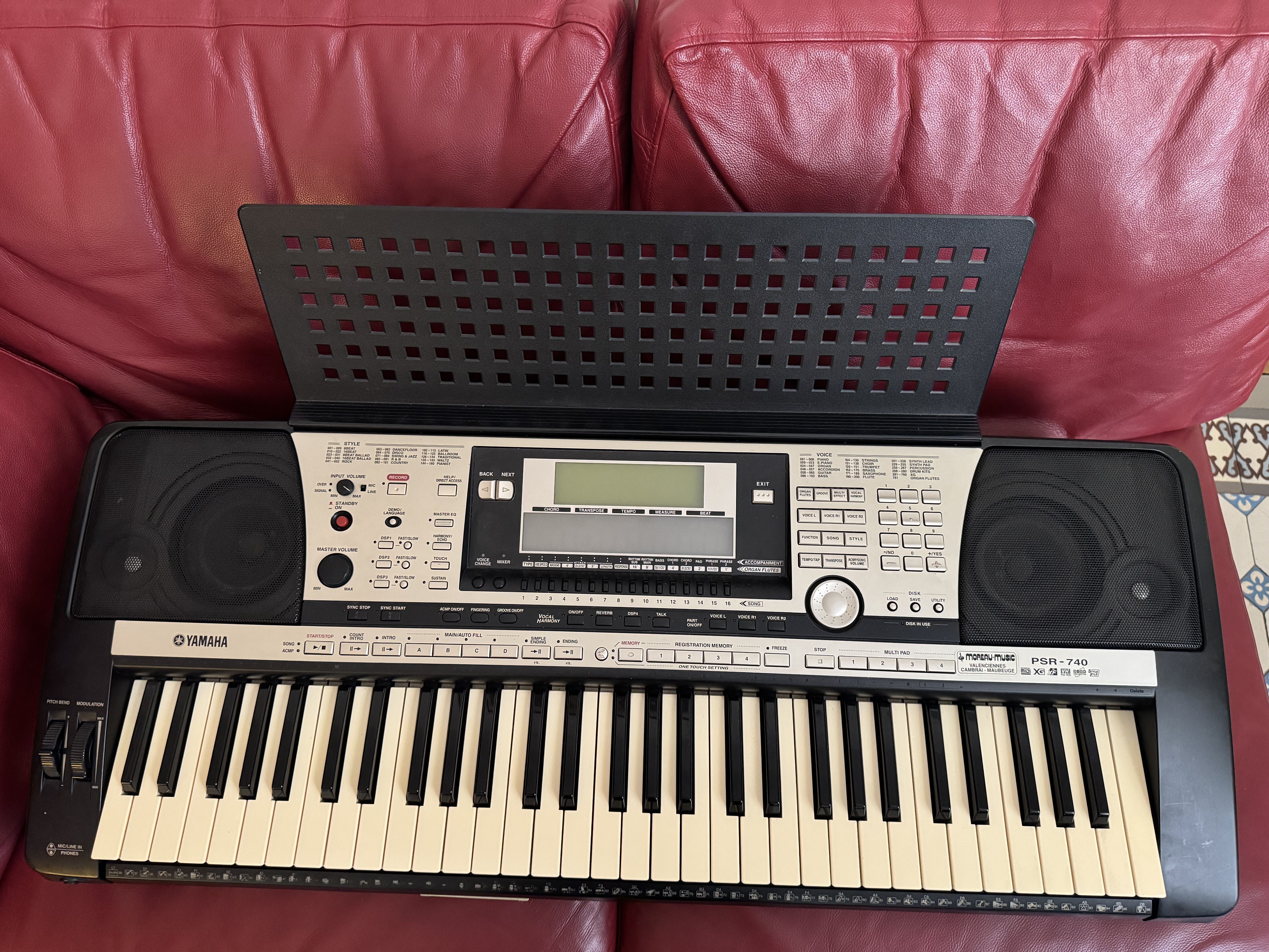 Yamaha PSR-740 (20283)