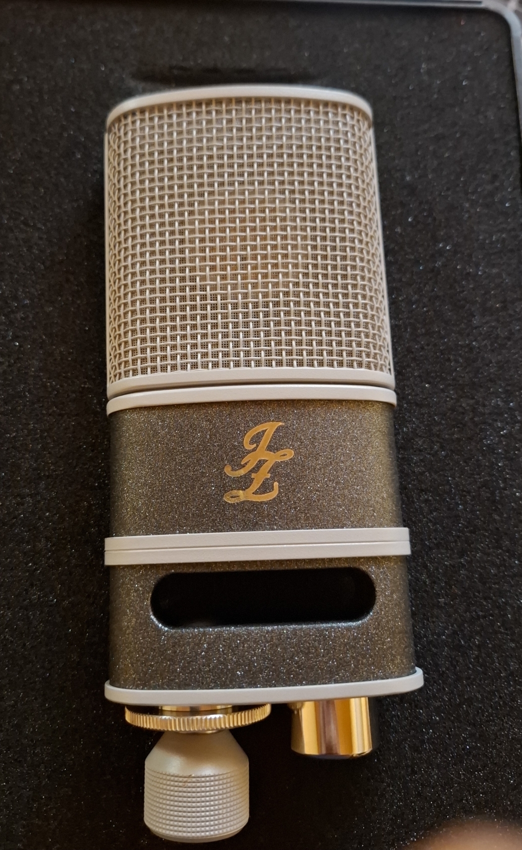 JZ V67