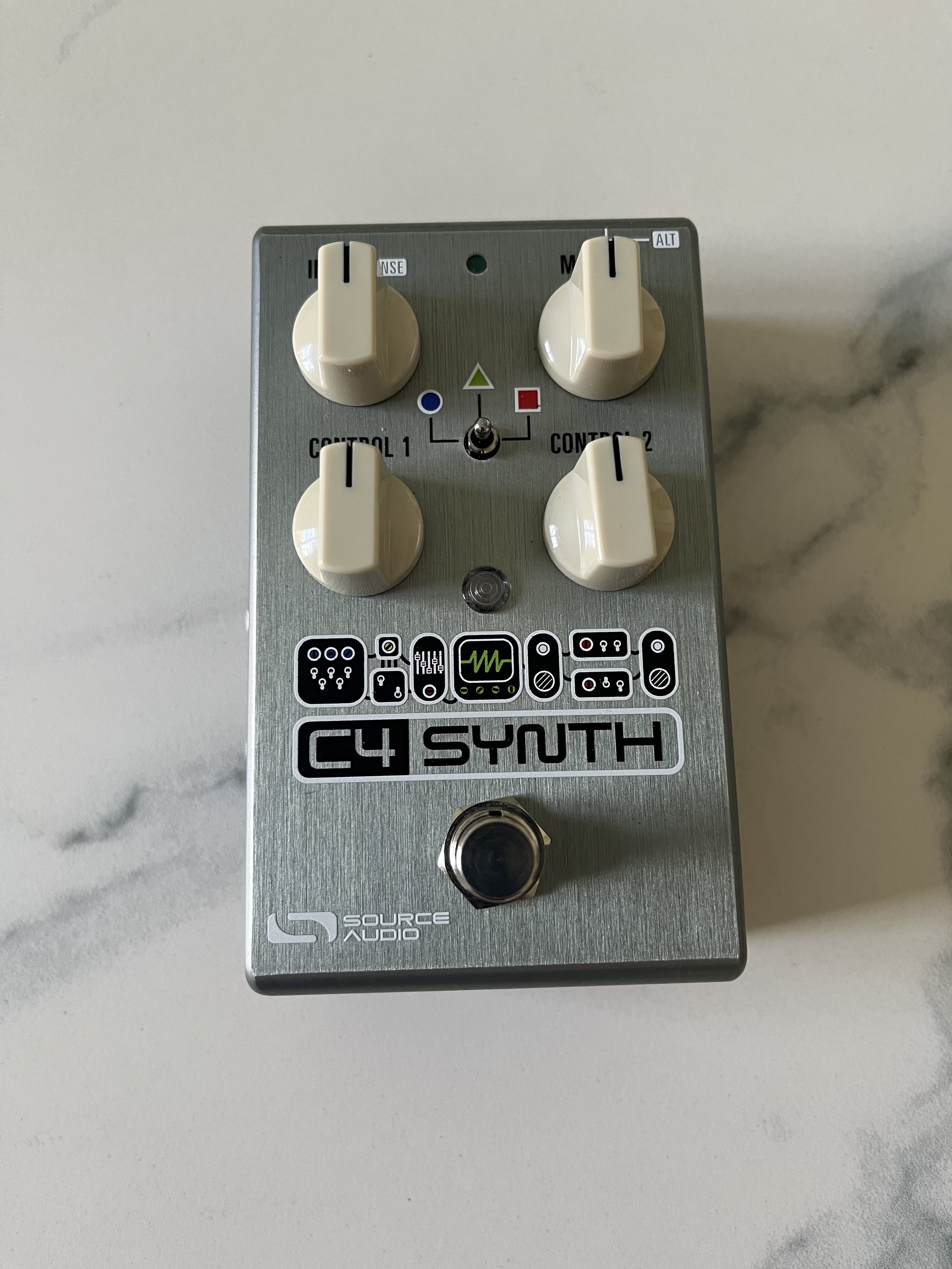 Source Audio C4 Synth guitare & basse
