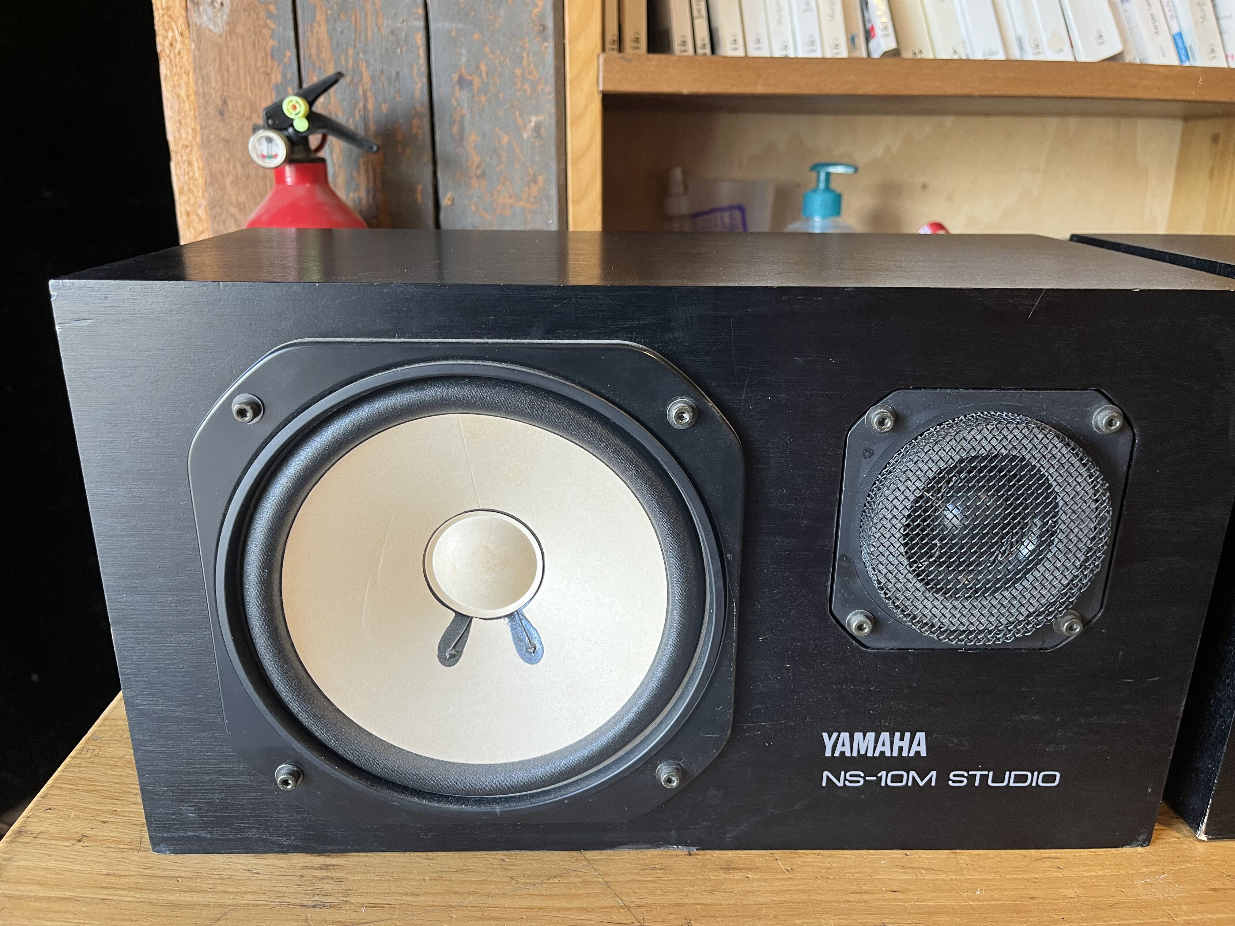 Yamaha NS-10M Studio + ampli Adcom GFA-545 – Ensemble monitoring studio – Modification CLA