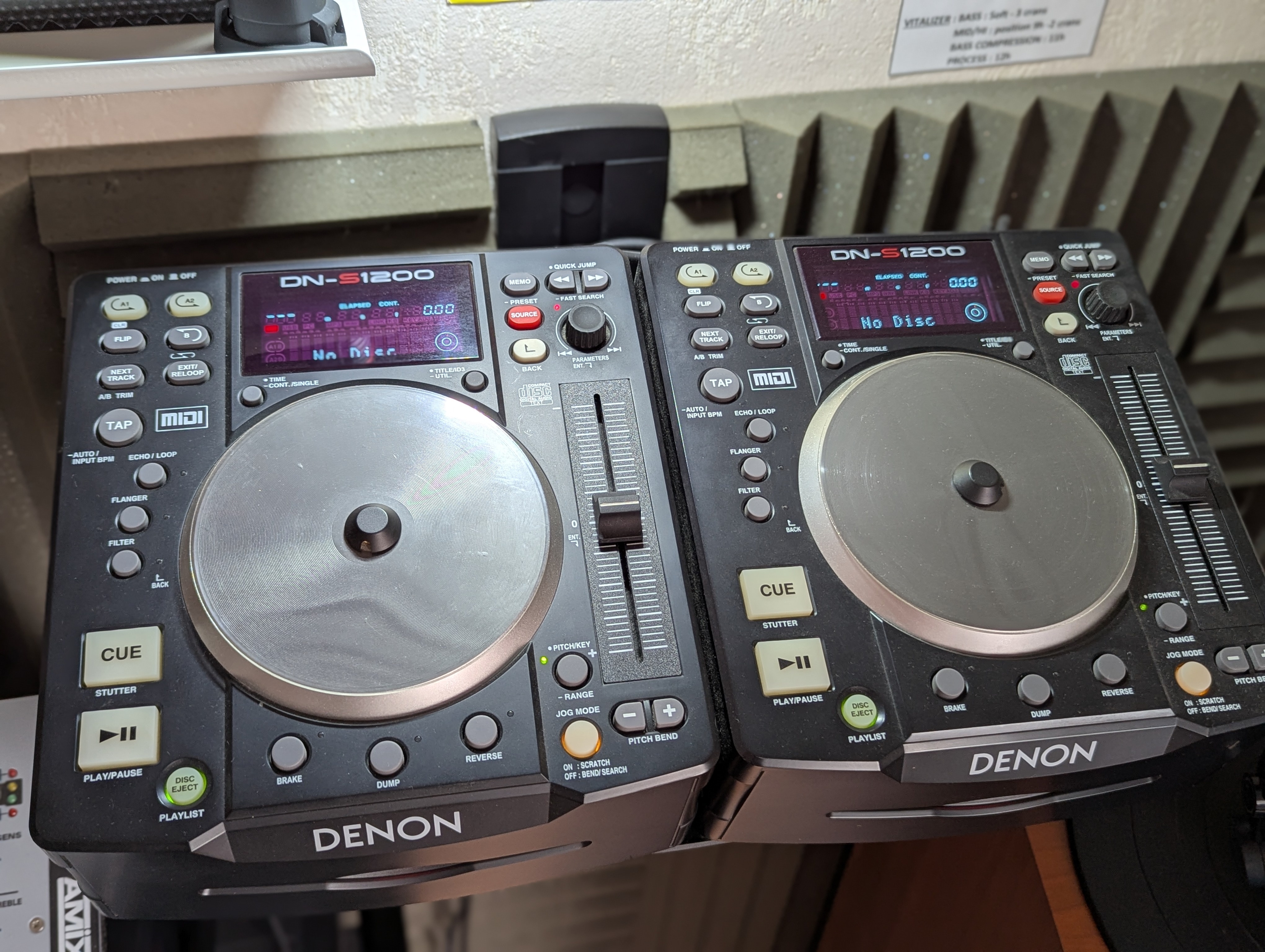 Vds 2 X DENON DN-S1200 en excellent état