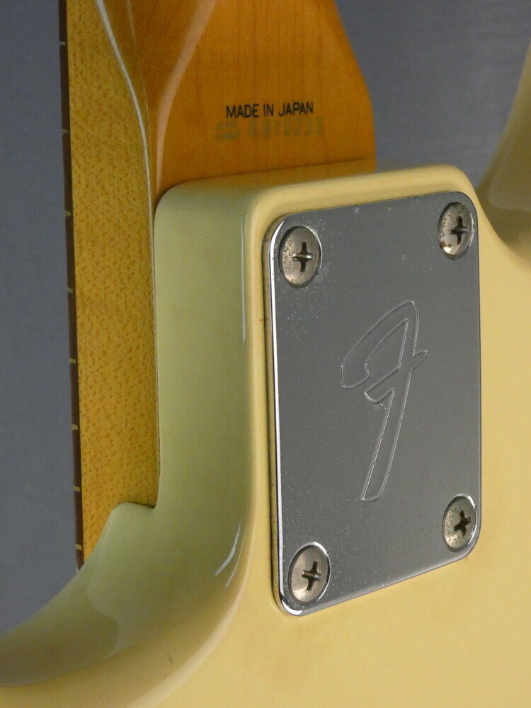 fender-mustang-mg-5384737