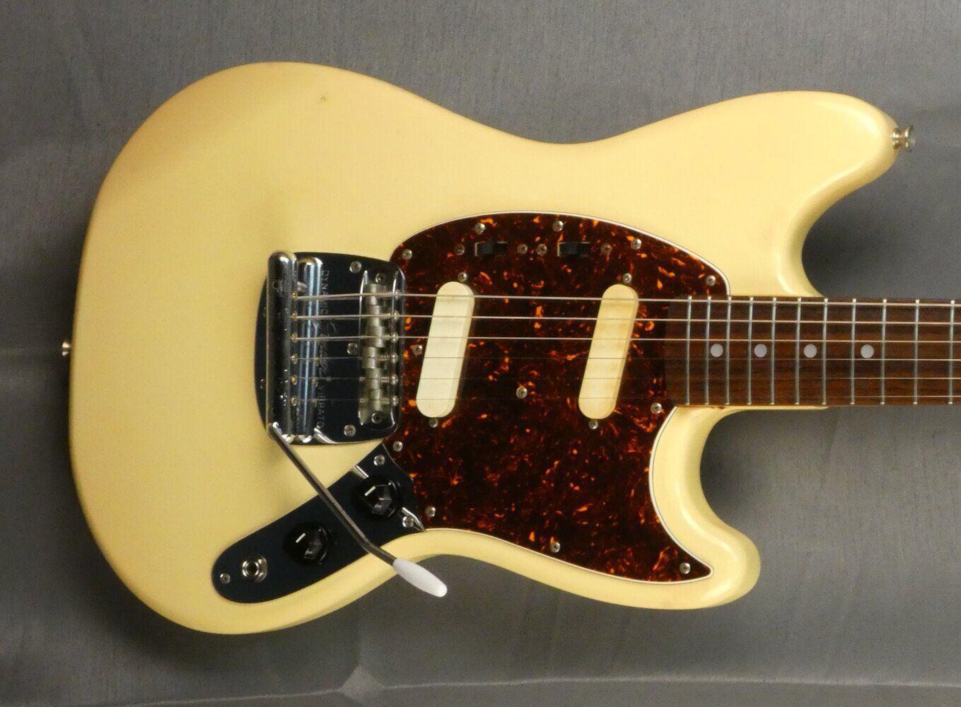 fender-mustang-mg-5384799