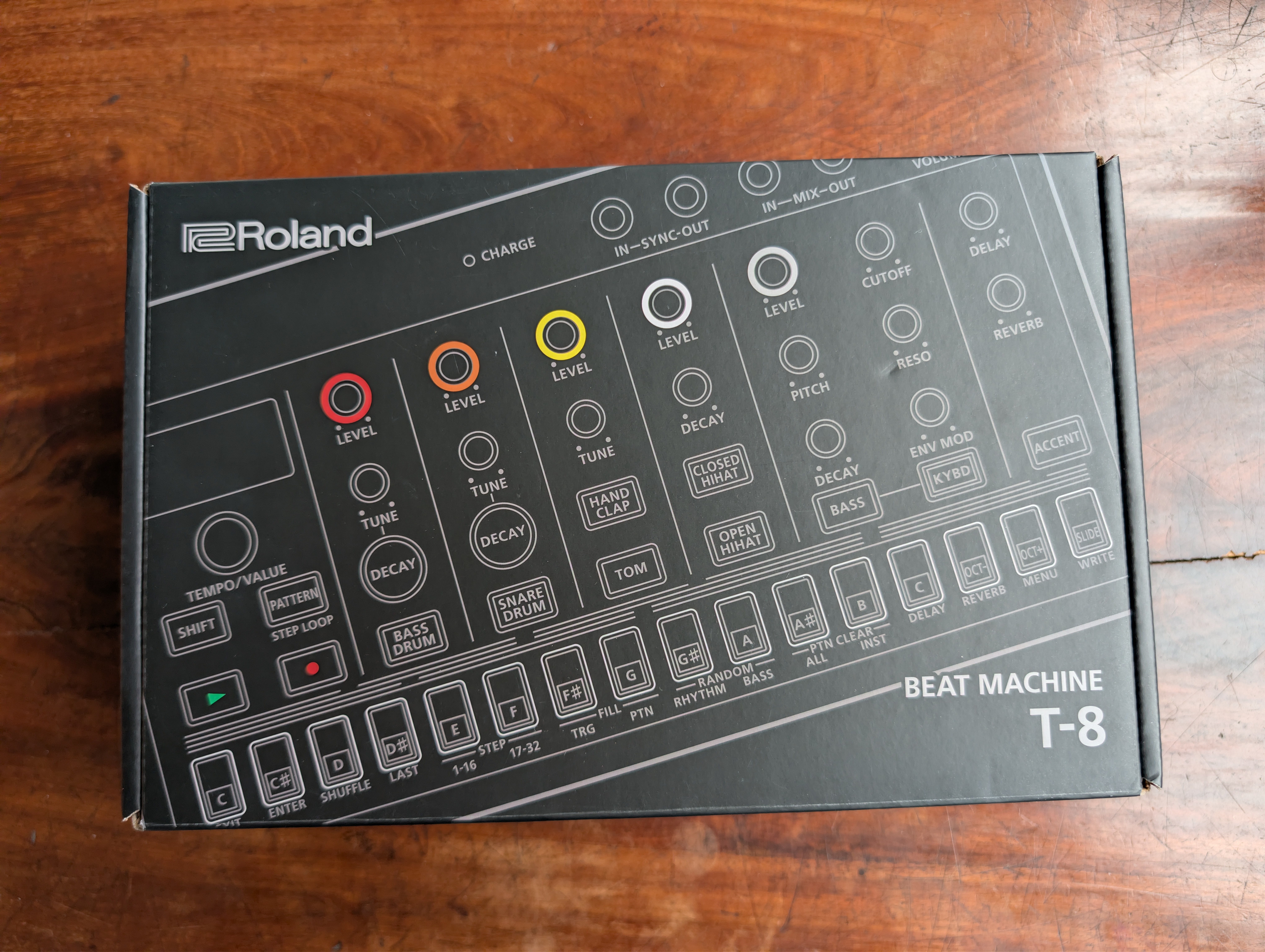Roland T-8 (69453)