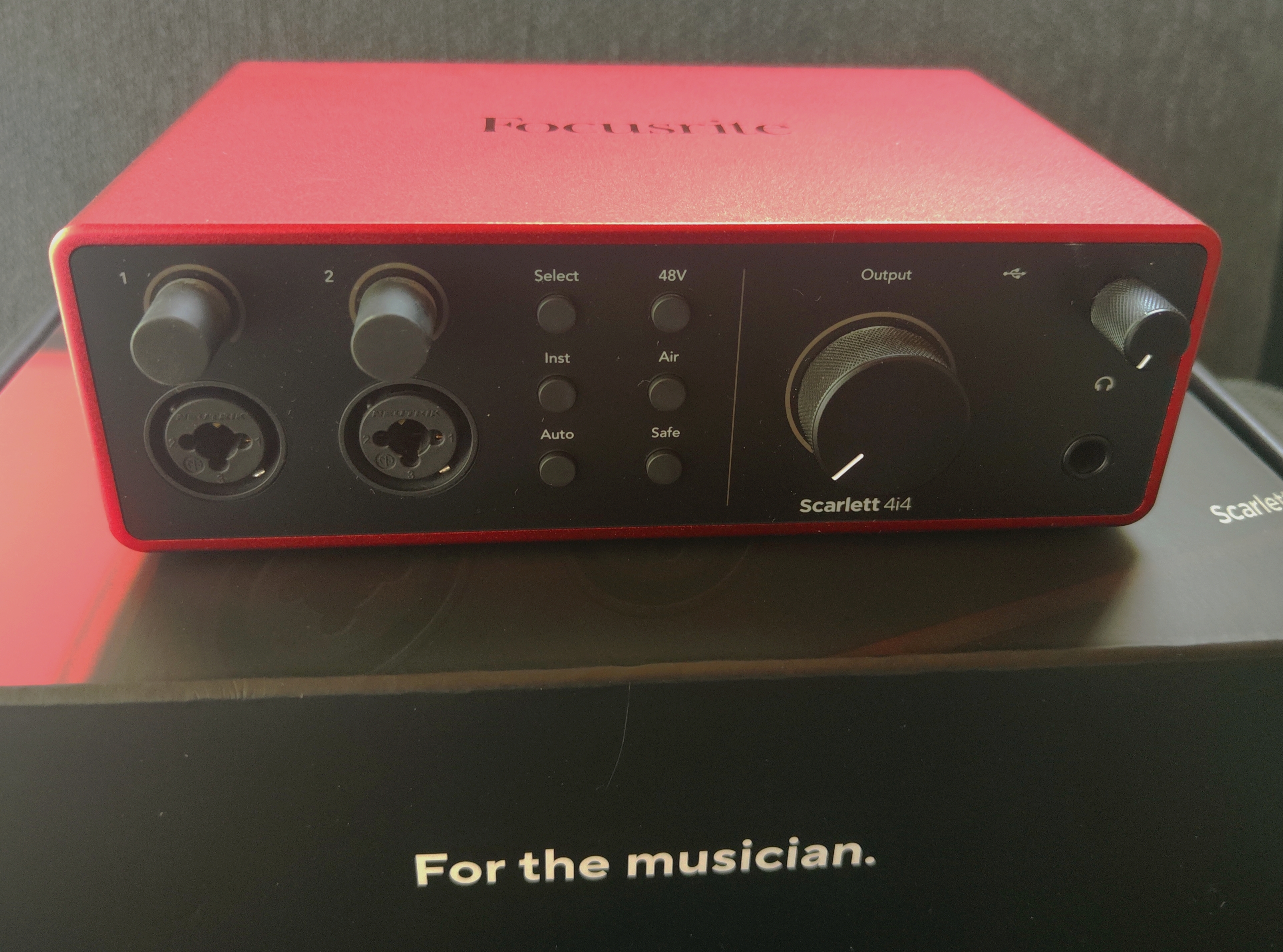 Focusrite Scarlett 4i4 G4 (8516)
