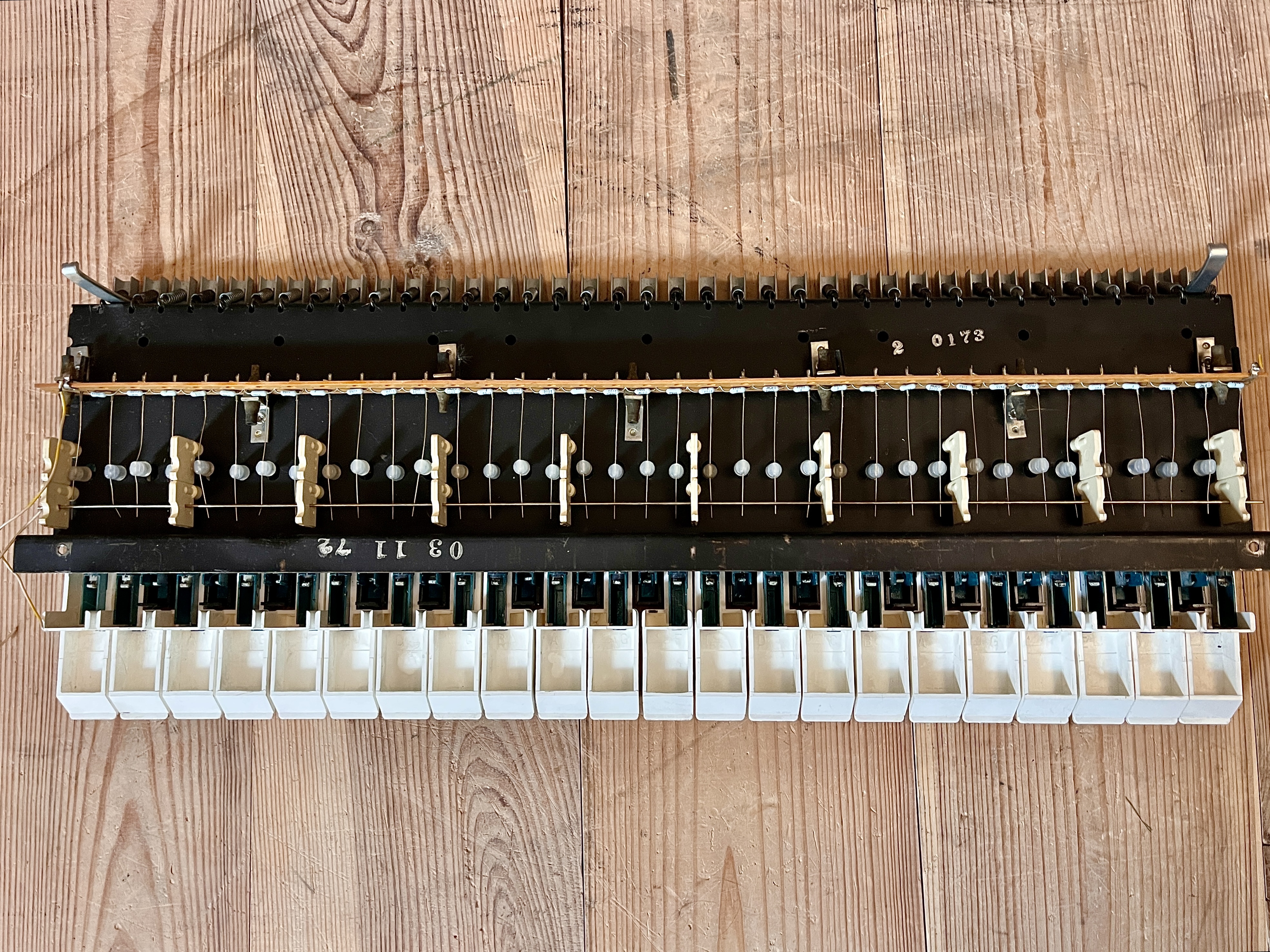 Moog Music Satellite (10389)