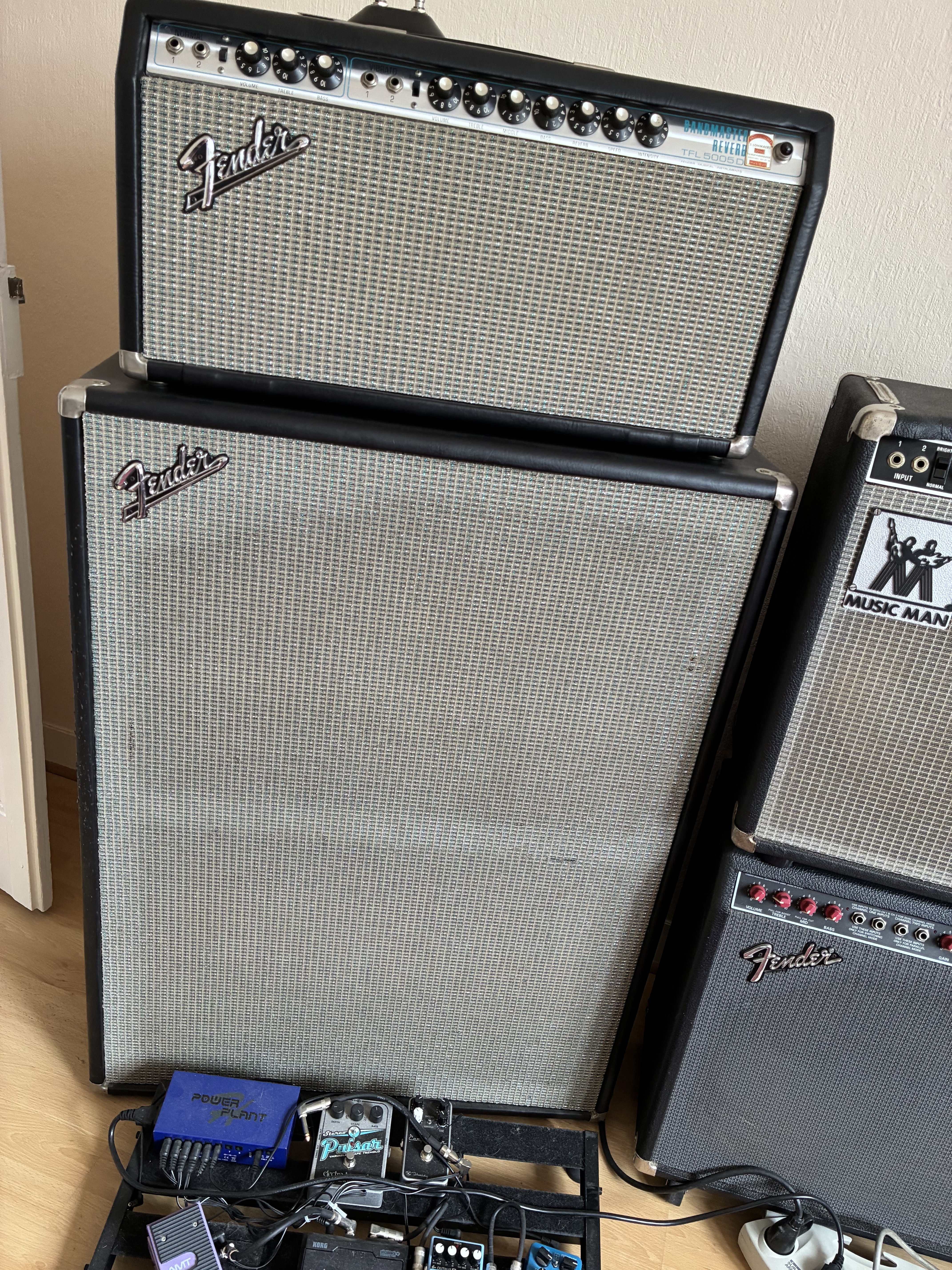 Fender Bandmaster Reverb TFL 5005 D et son baffle