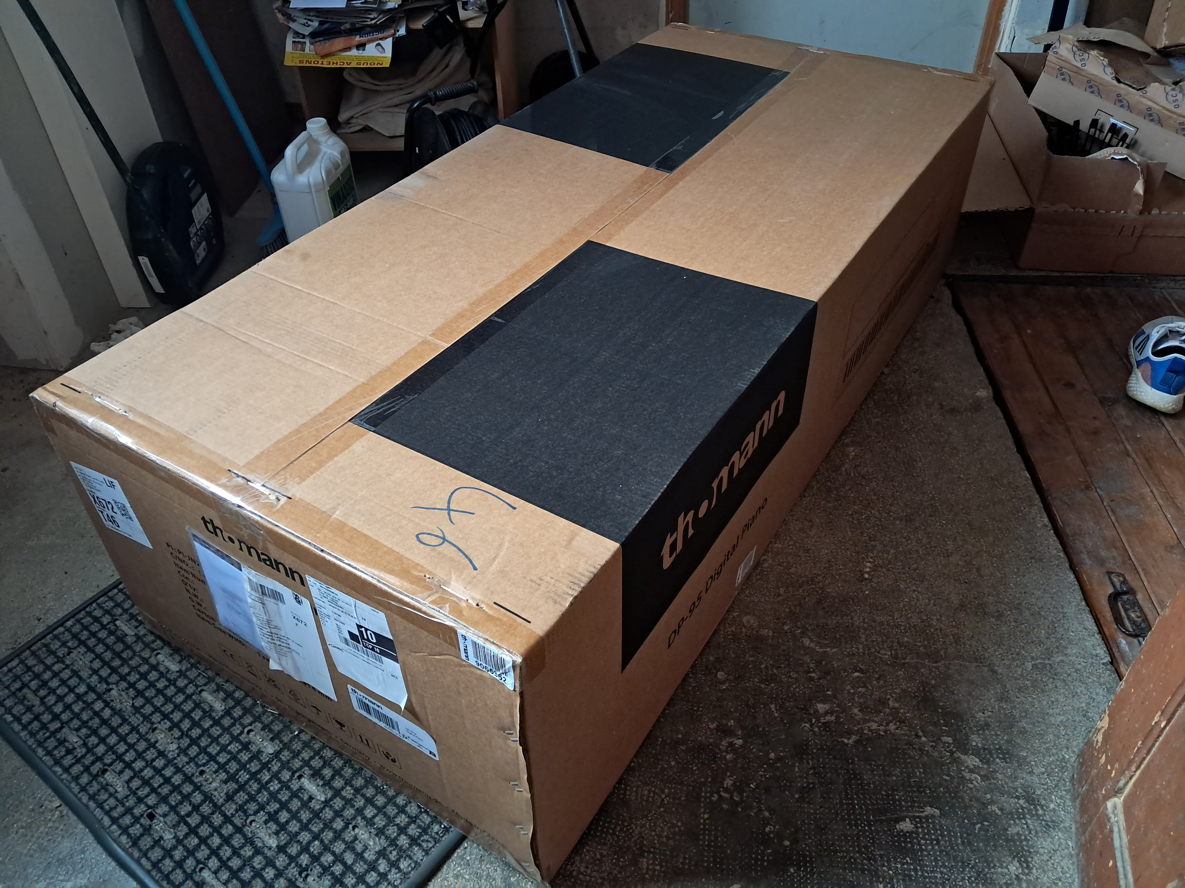 Vends Piano digital thomann DP-95 B noir neuf