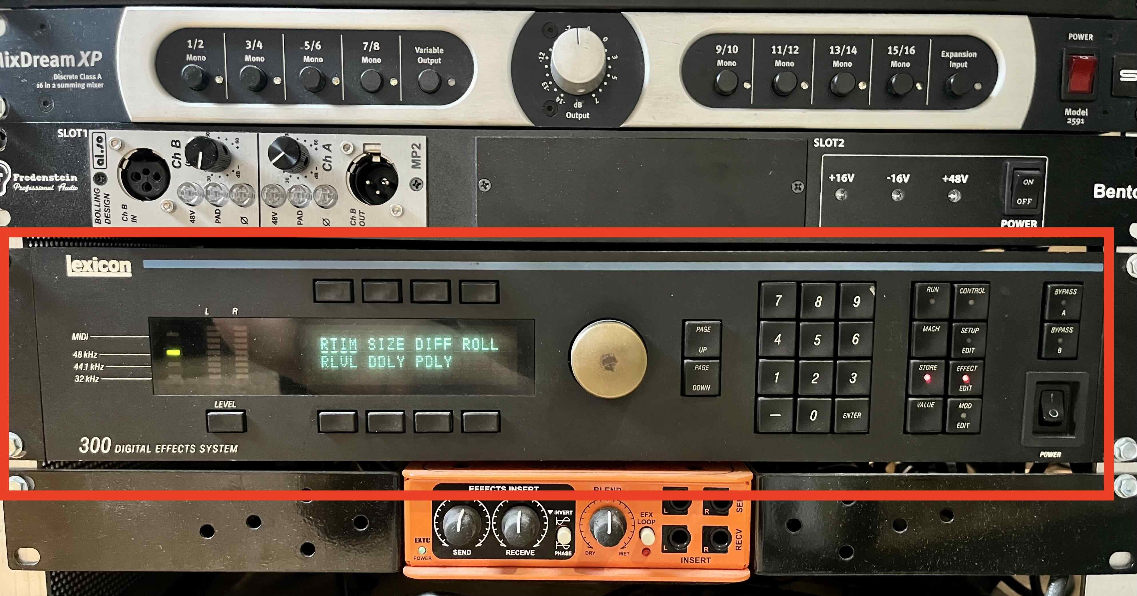Lexicon 300 rack 19"