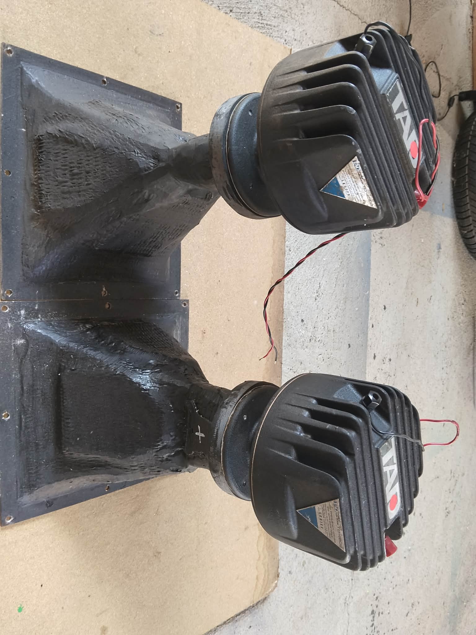 Vend une paires de TAD pionner 4002