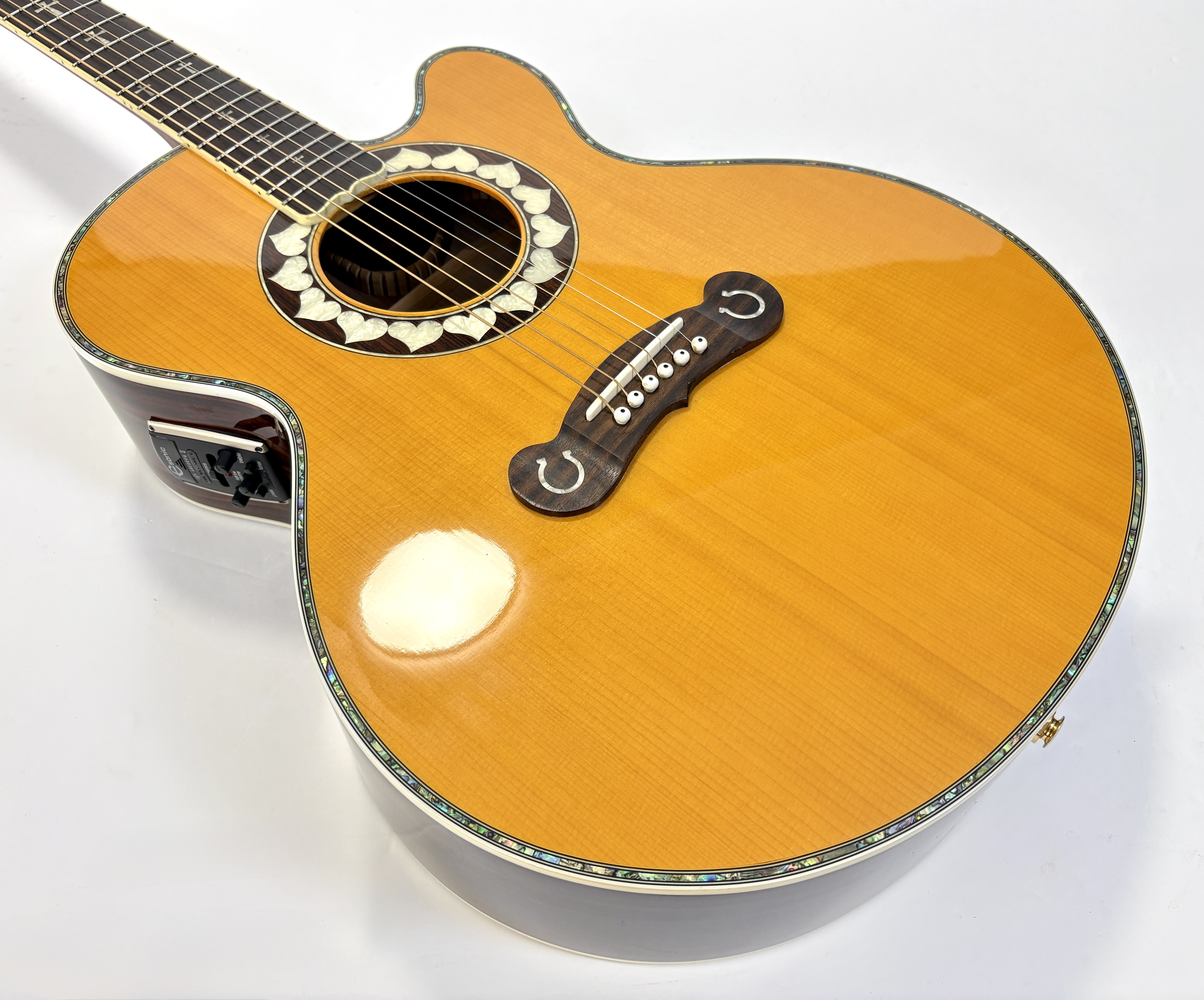 Epiphone Joan Sebastian Triunfadora (7040)