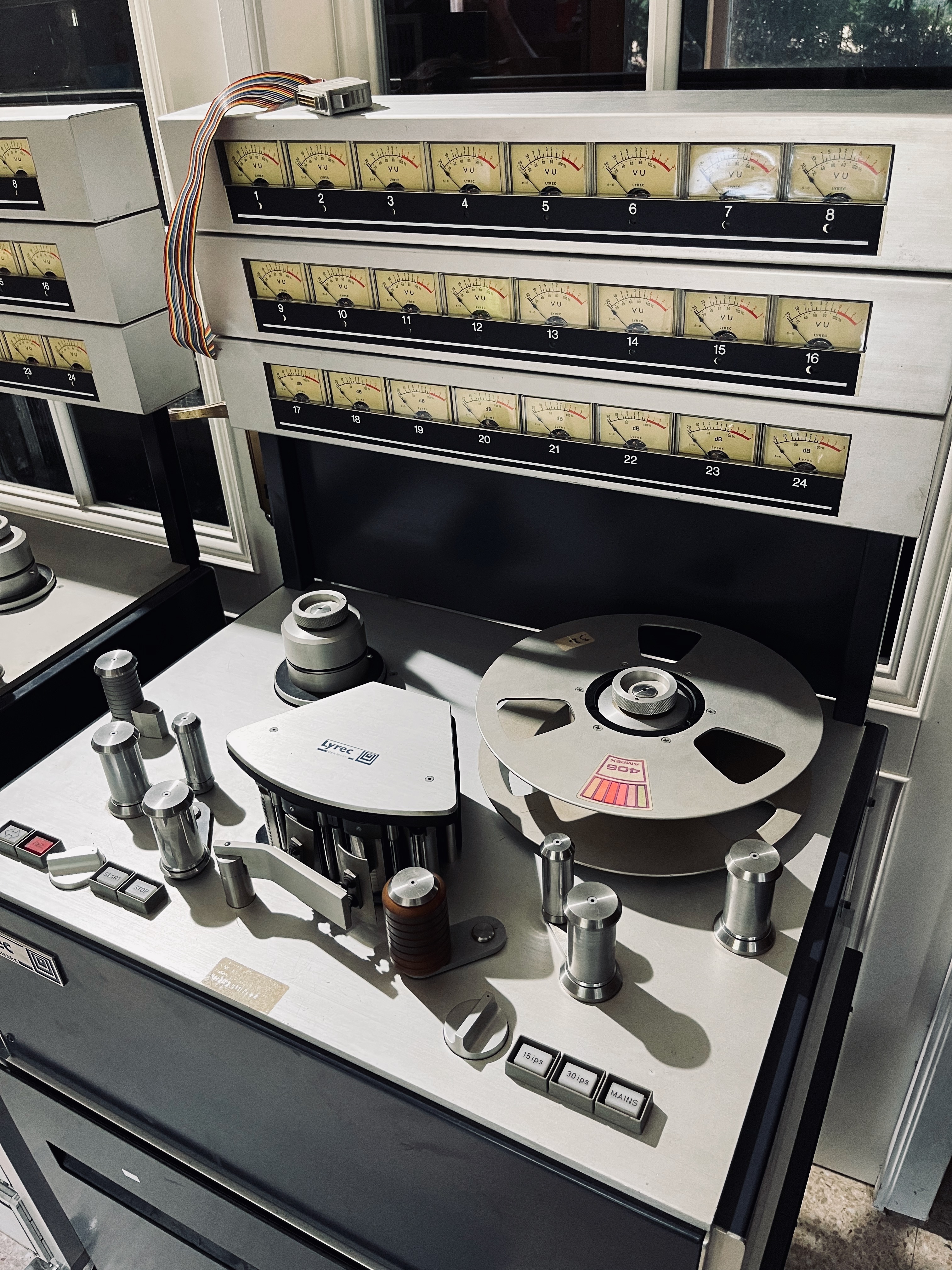 Lyrec - 8