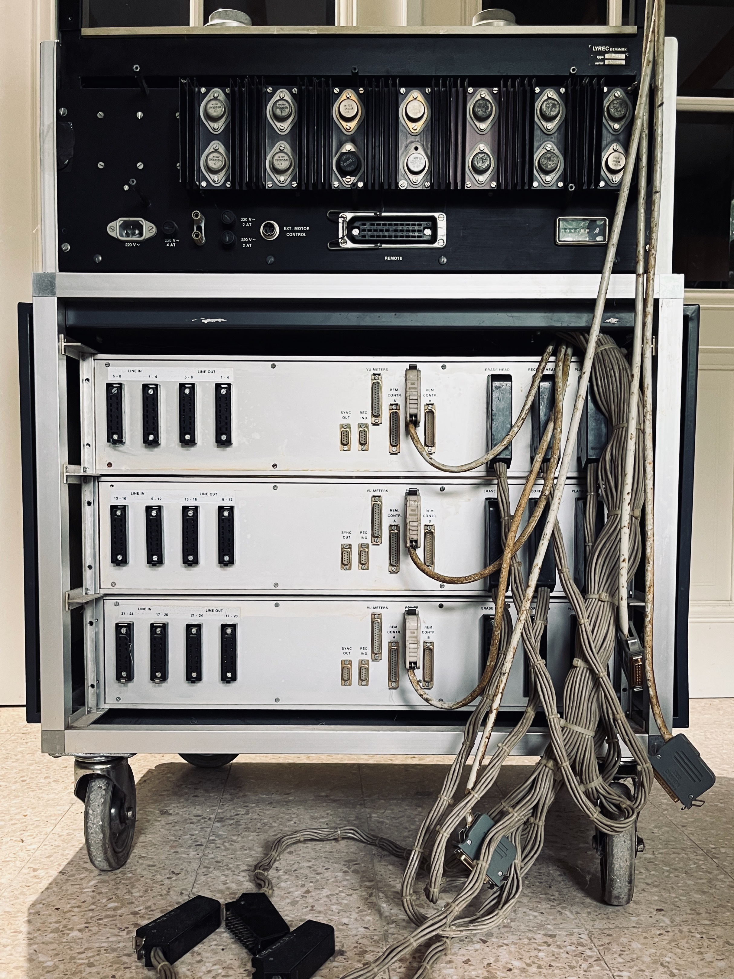 Lyrec - 4