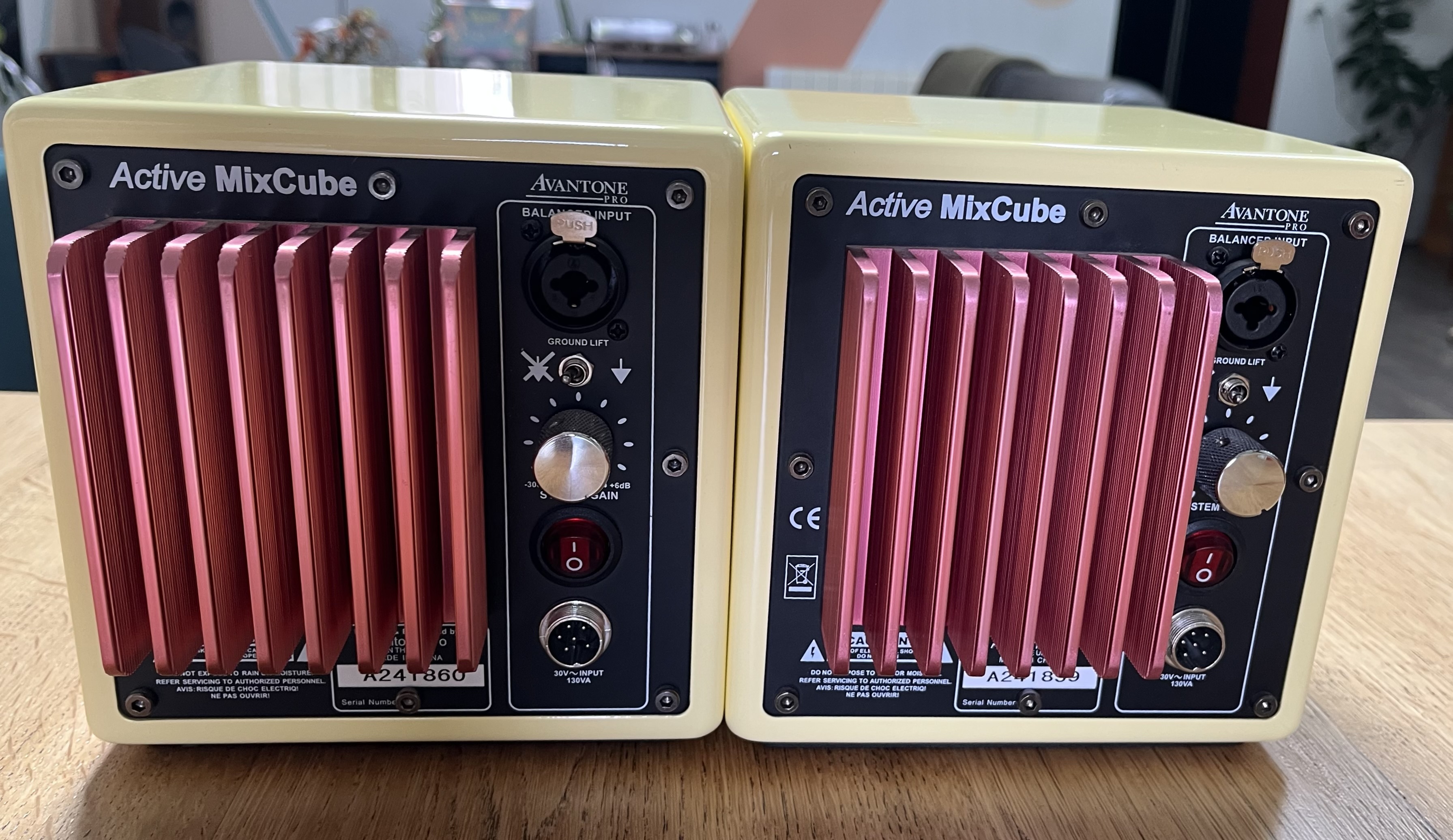 Avantone Pro MixCube Active (36121)