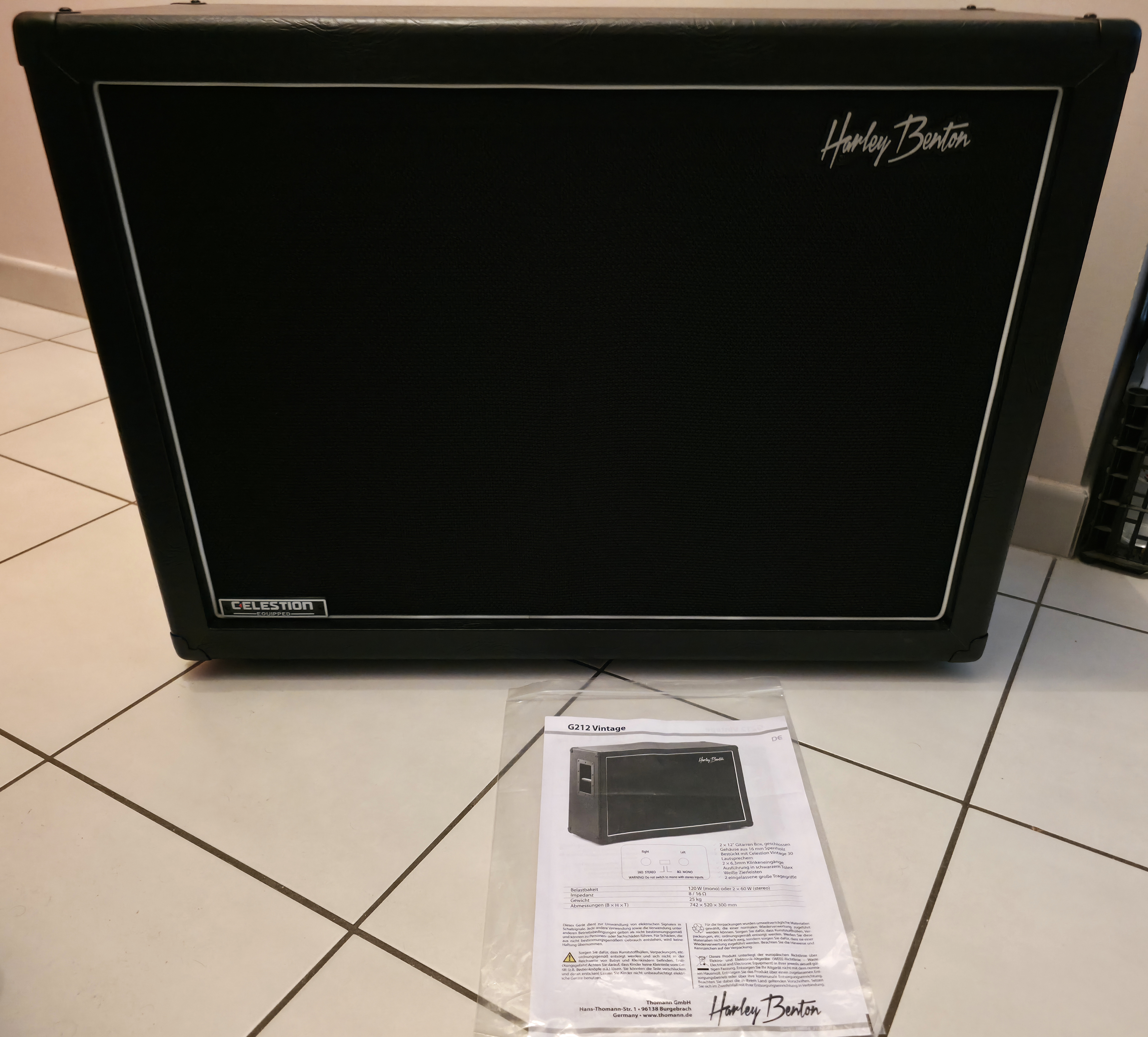  Harley Benton G212 Celestion V30