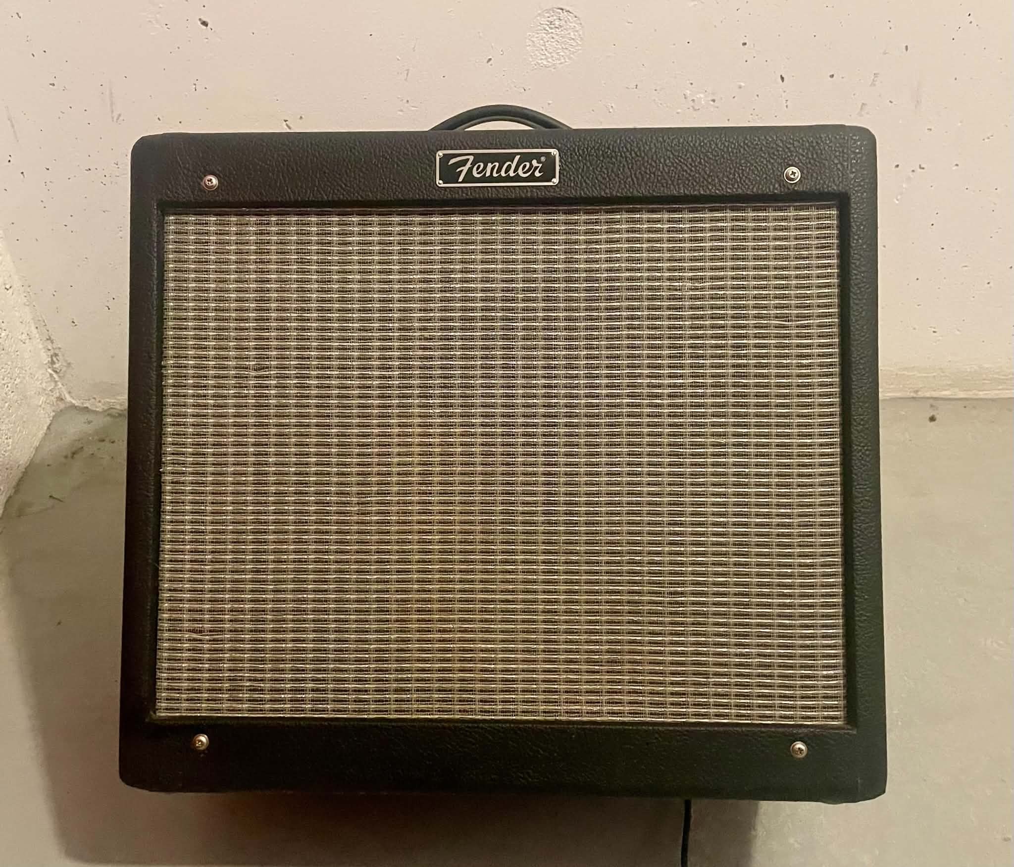 Fender Blues Junior 15W (+ HP Celestion Vintage 30 & HP d'origine et housse Fender) – Excellent état