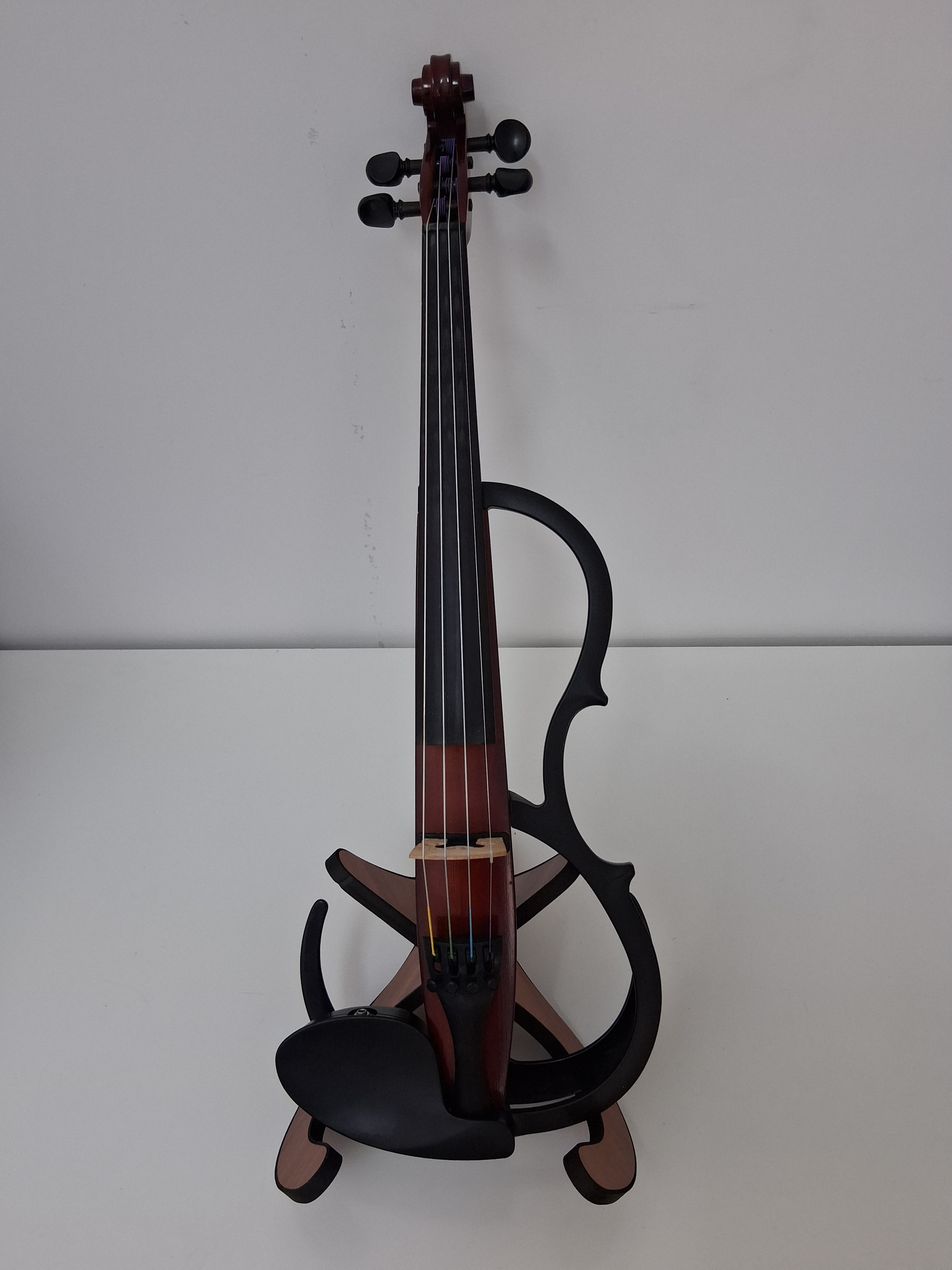 Violon Yamaha SV 250 BR professionnel pour la scène
