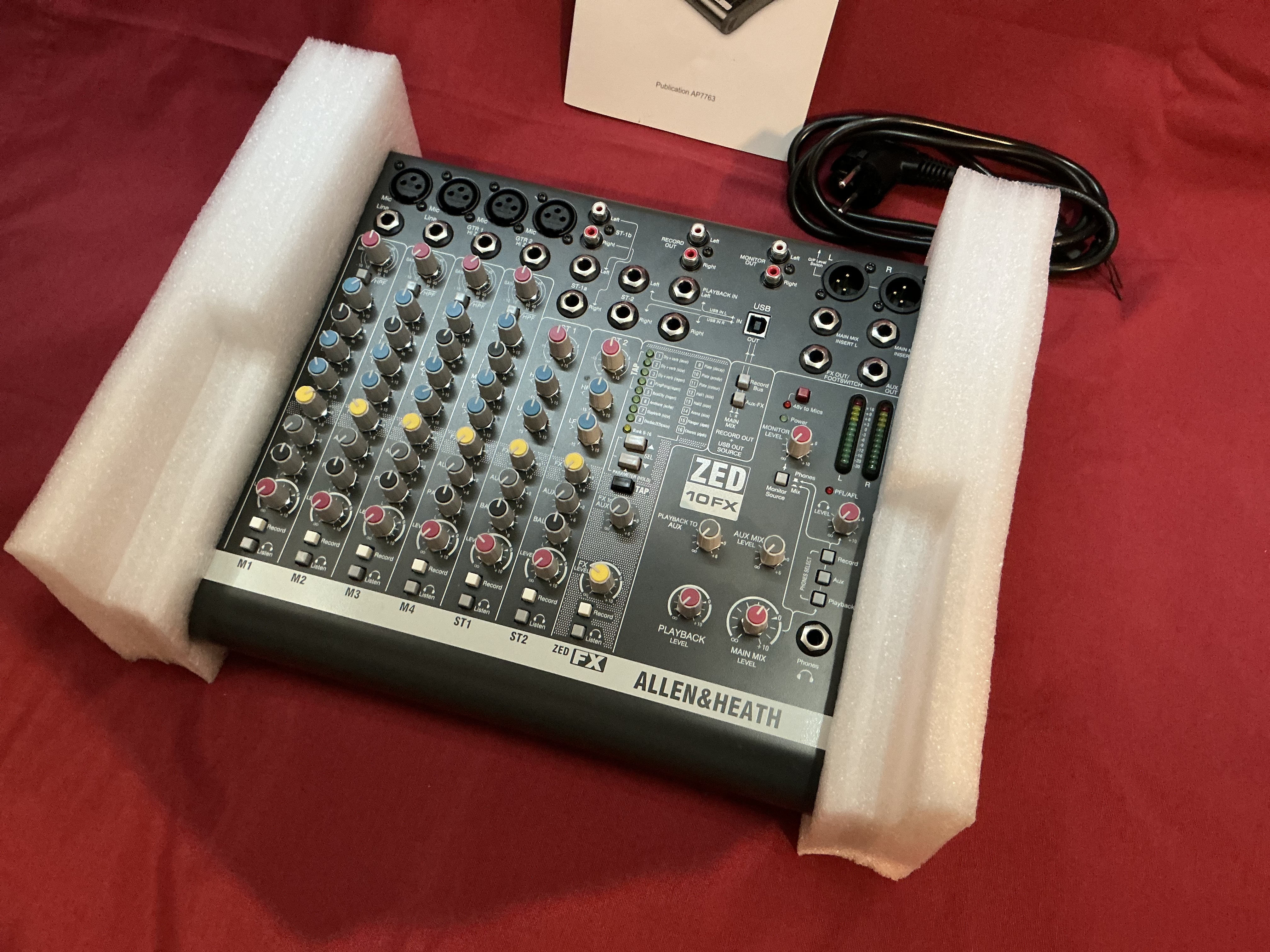 Allen & Heath ZED-10FX (72106)