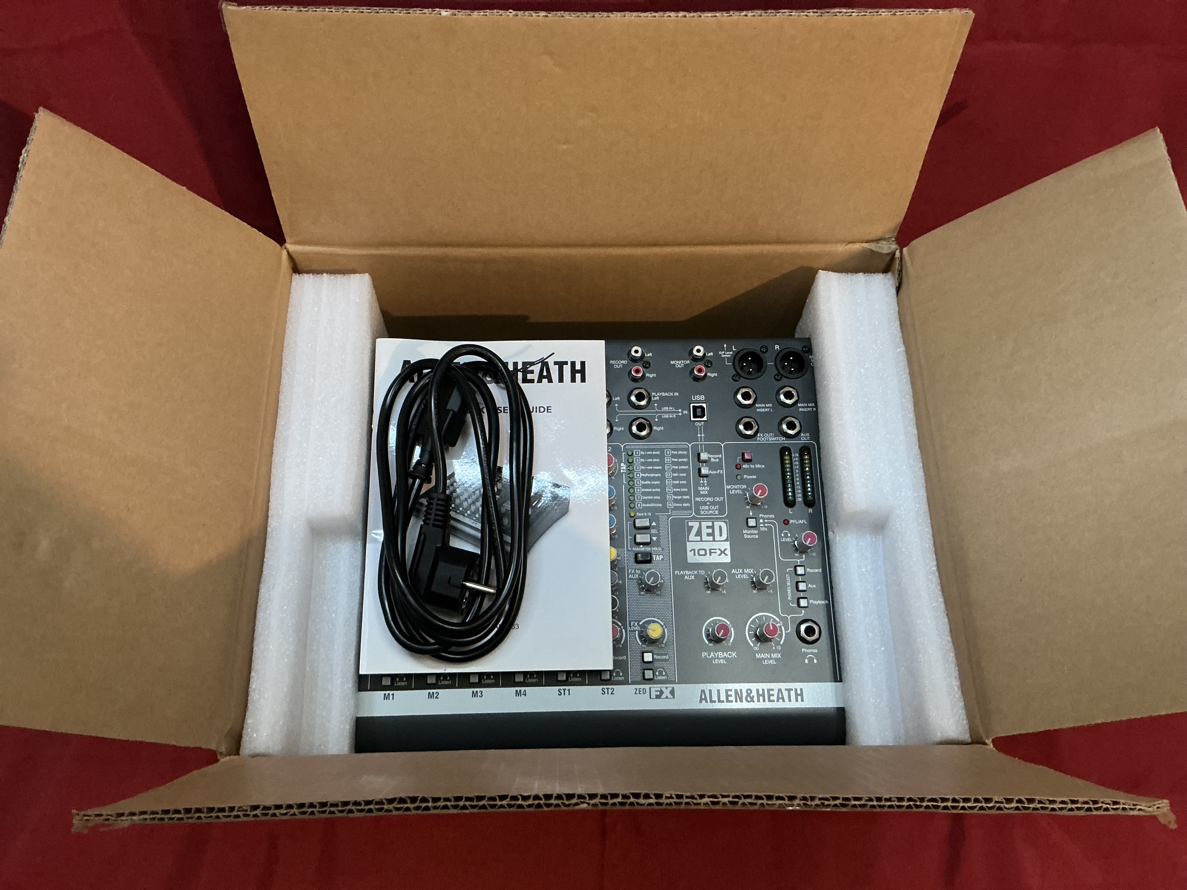Allen & Heath ZED-10FX (95392)