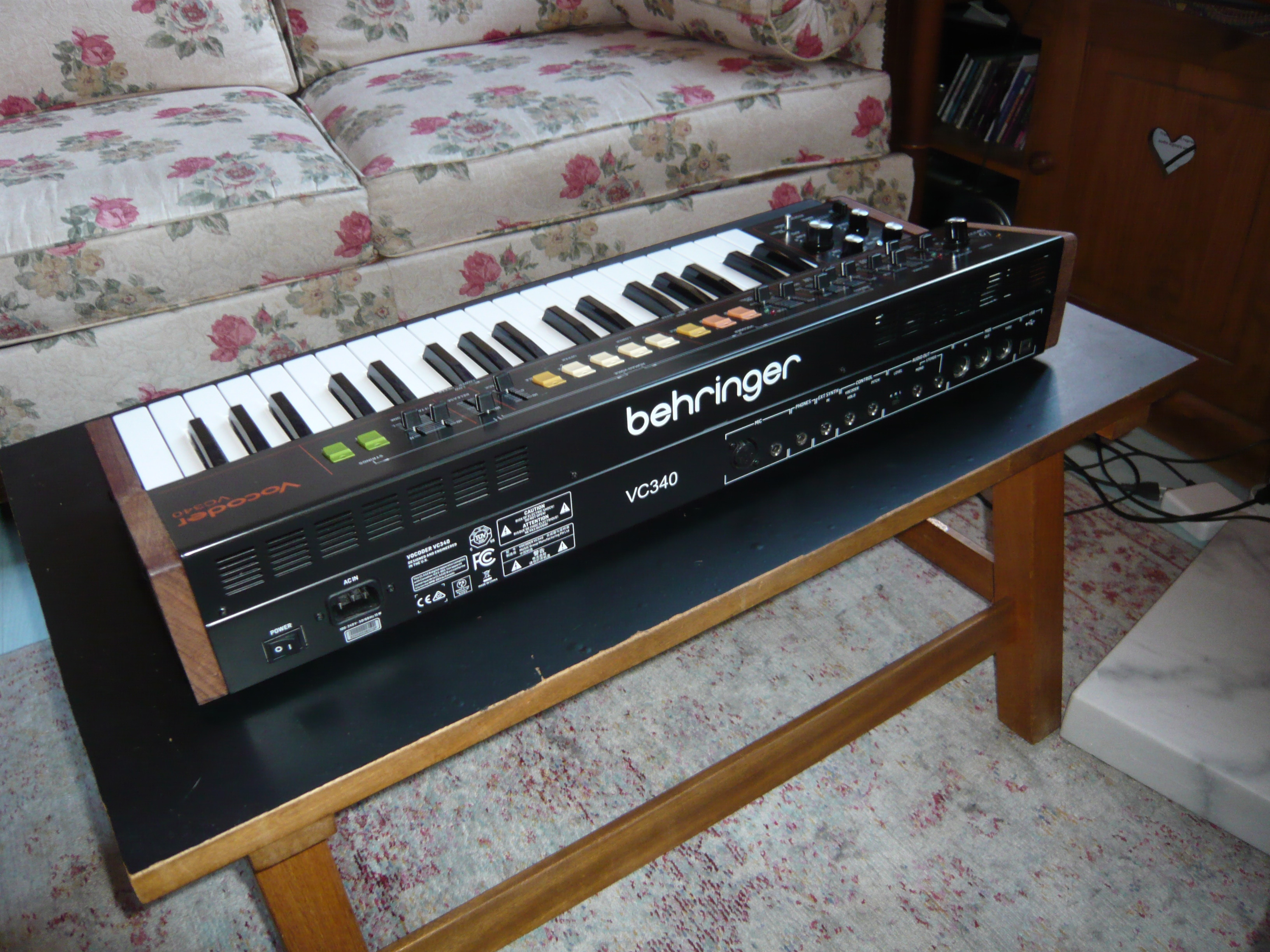 Behringer VC340 (33297)