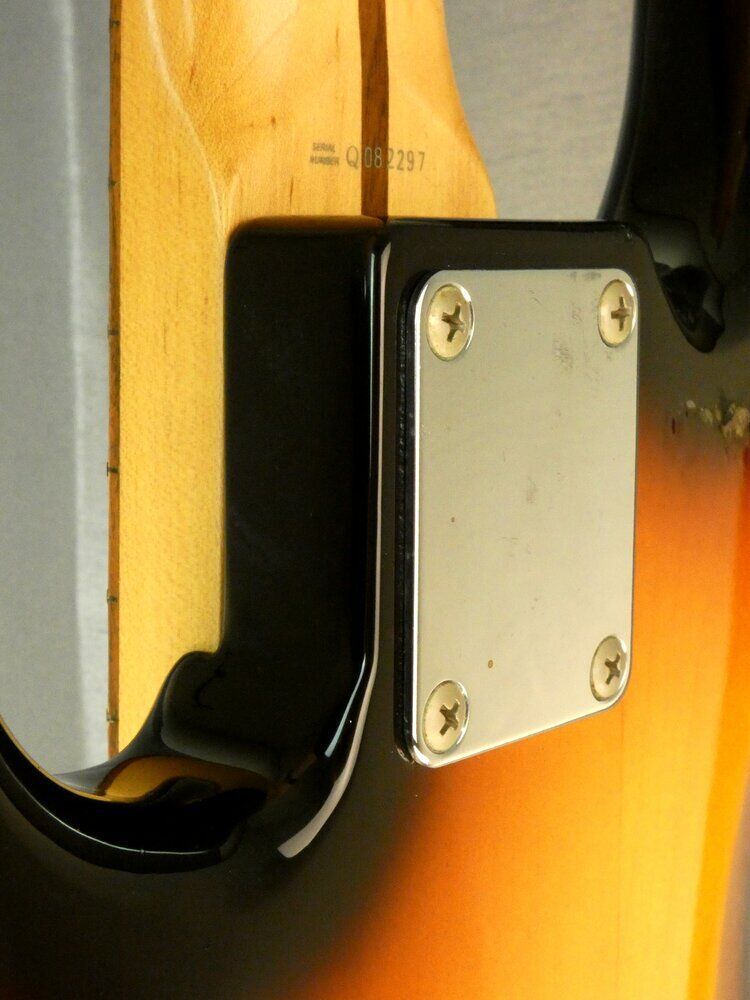 fender-precision-bass-5465157