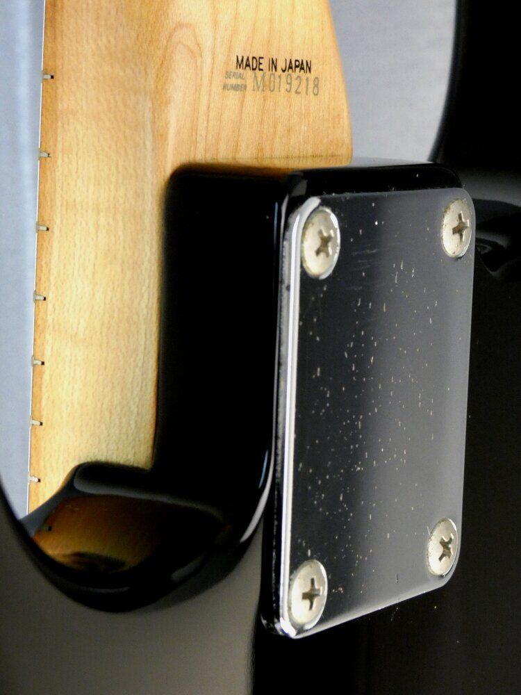 fender-mni-stratocaster-5367365
